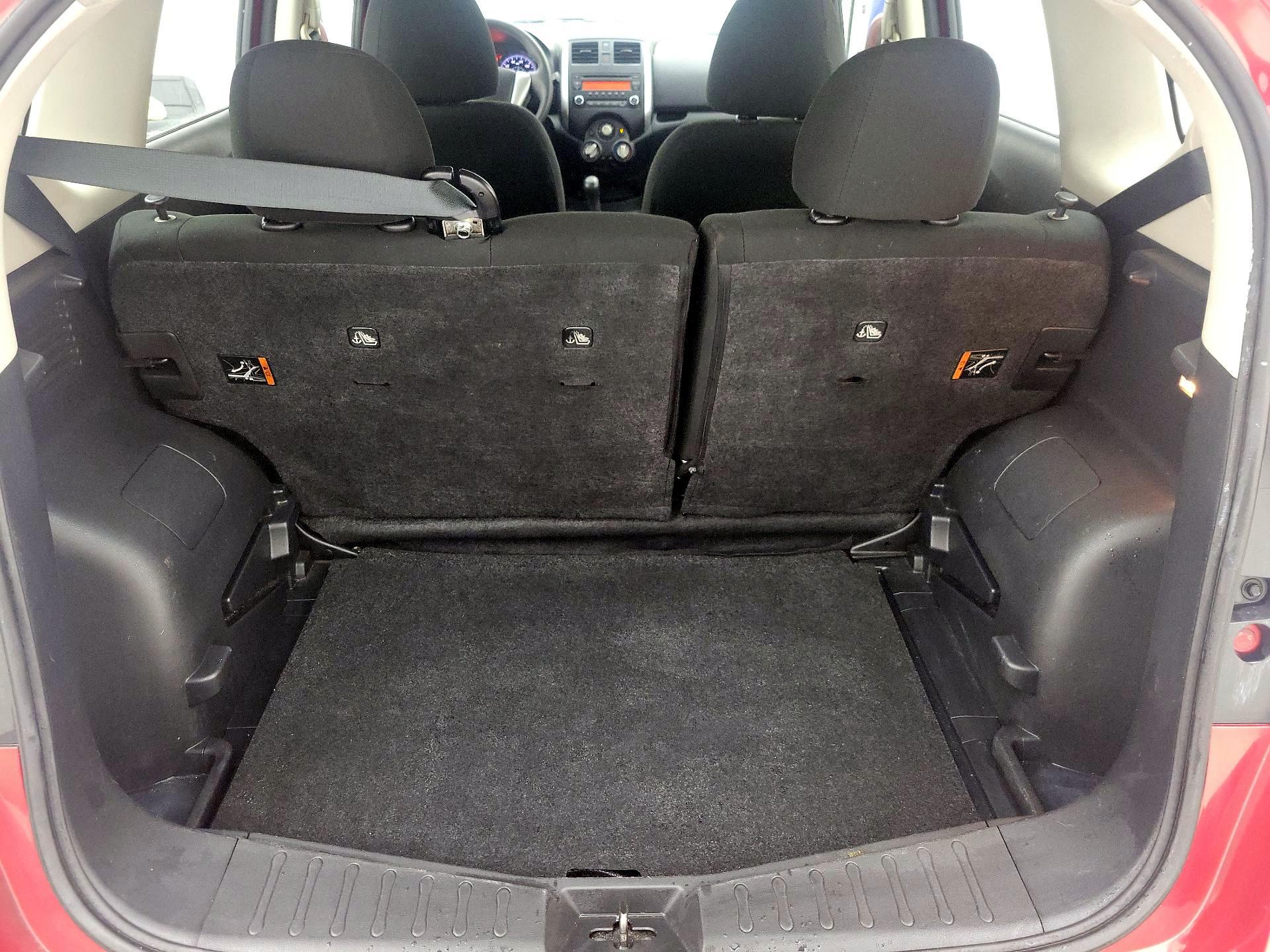 Thumbnail: 2014 Nissan Versa Note - 19