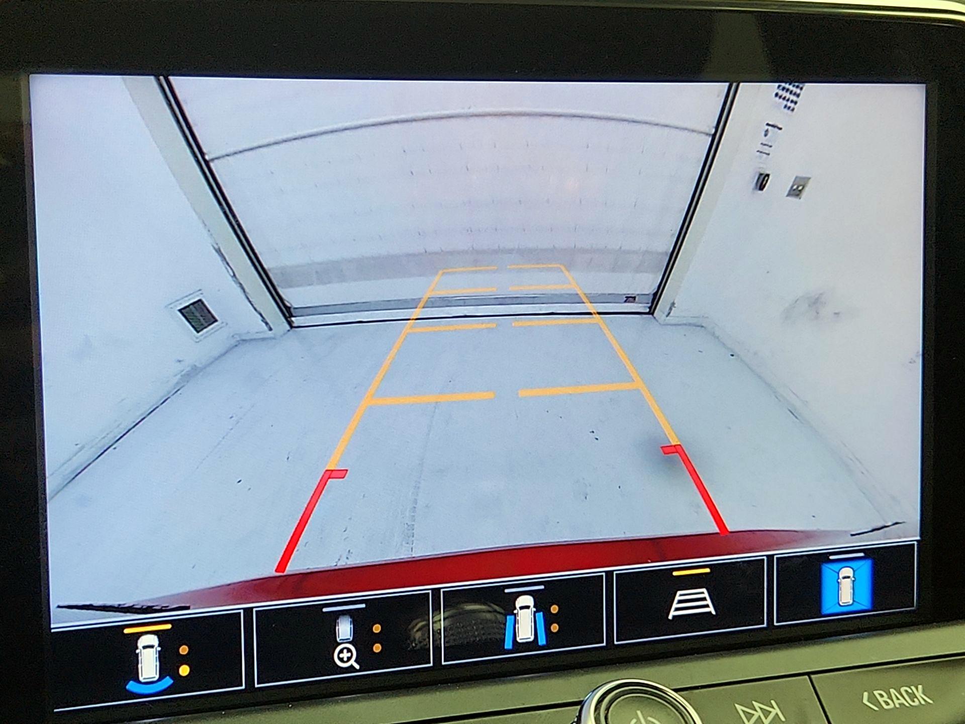 Thumbnail: 2022 Chevrolet Blazer - 15