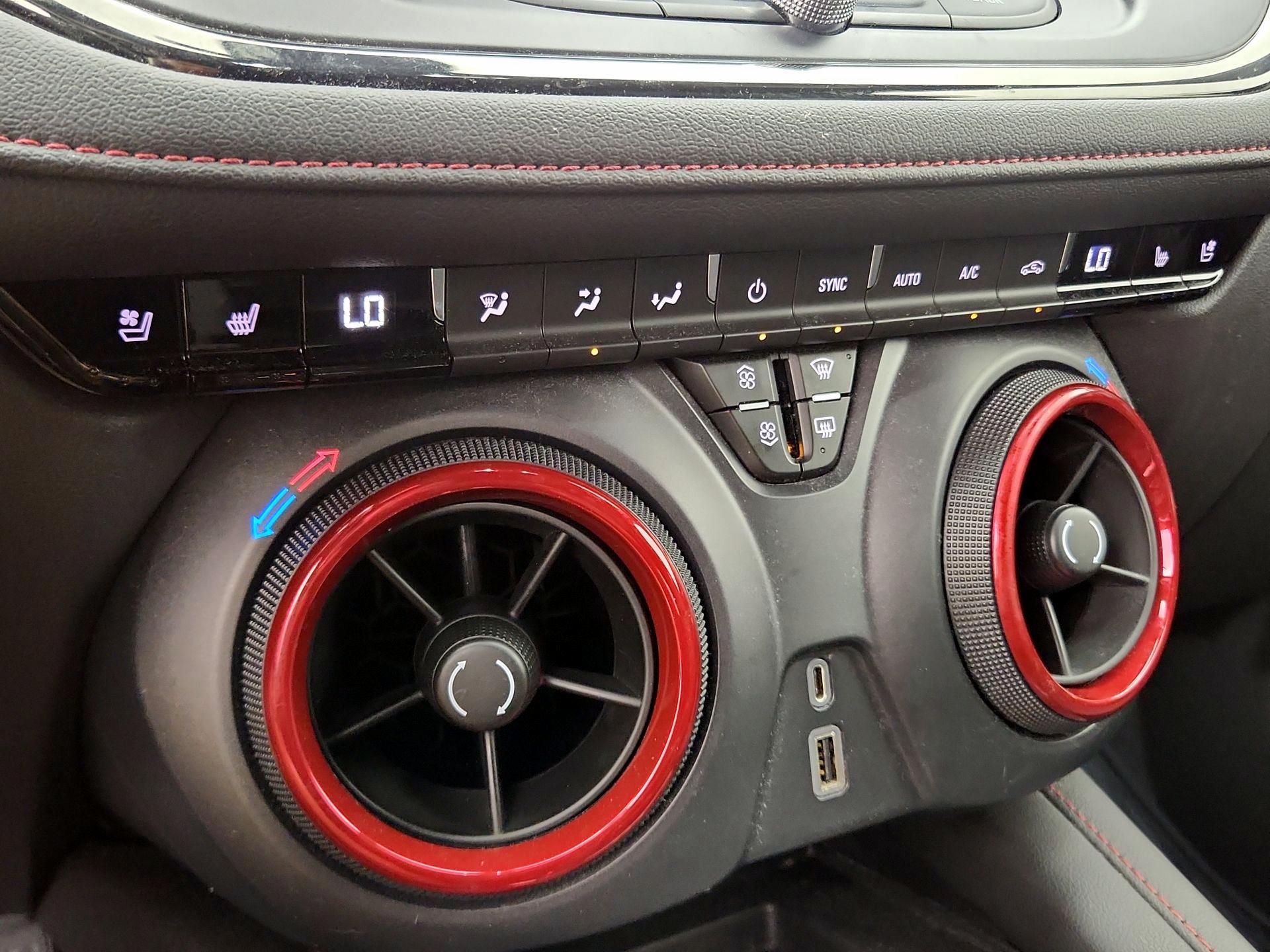 Thumbnail: 2022 Chevrolet Blazer - 17