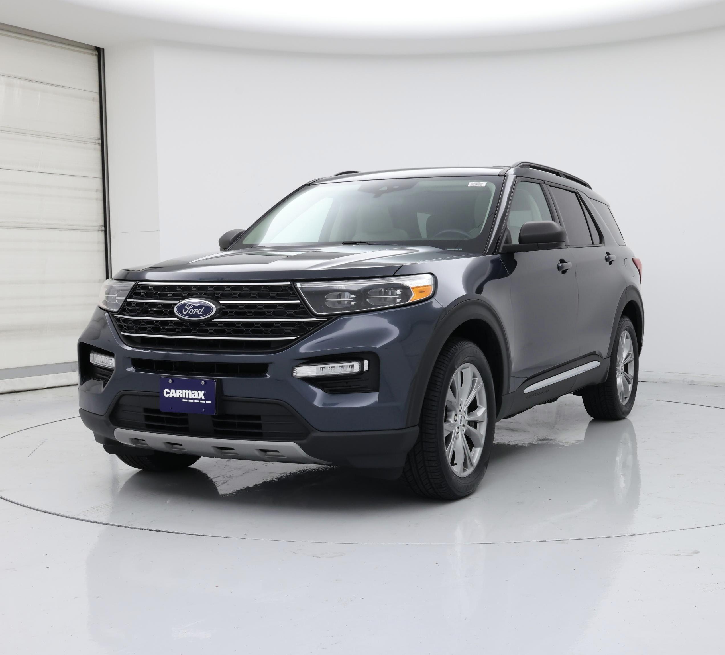 Thumbnail: 2022 Ford Explorer - 4