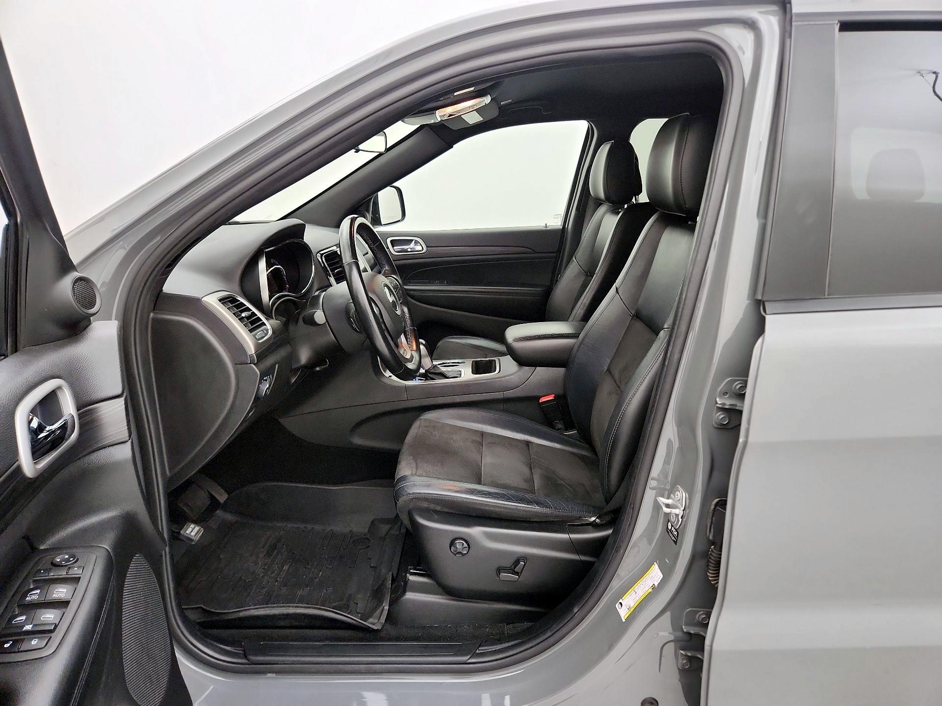 Thumbnail: 2021 Jeep Grand Cherokee - 11