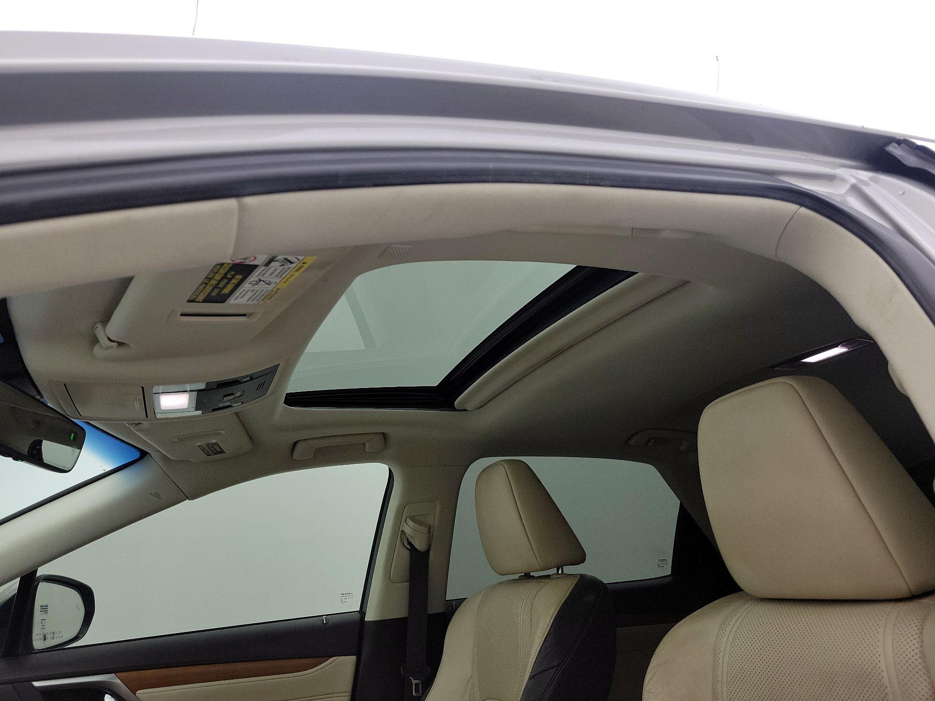 Thumbnail: 2018 Lexus RX - 19