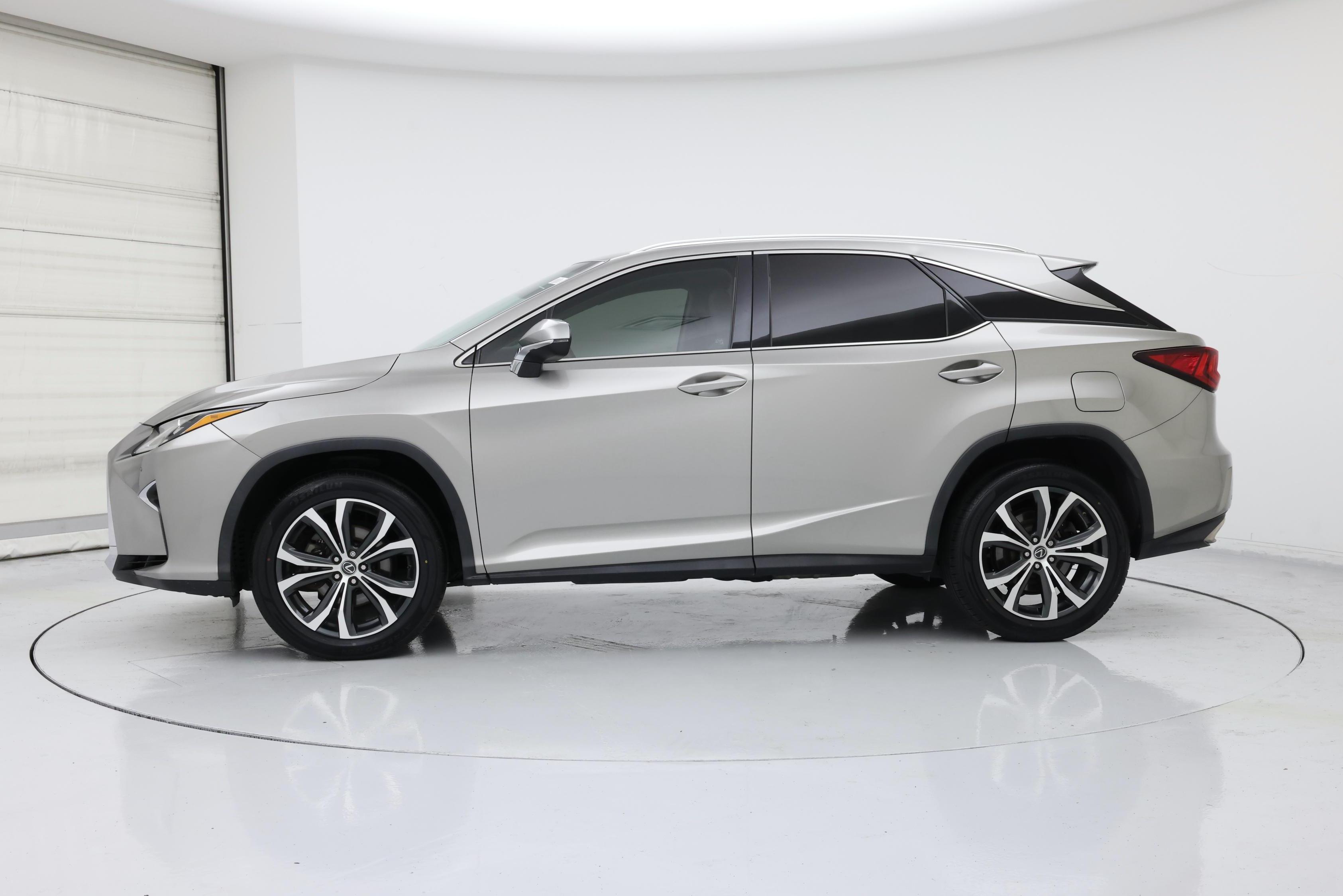 Thumbnail: 2018 Lexus RX - 3