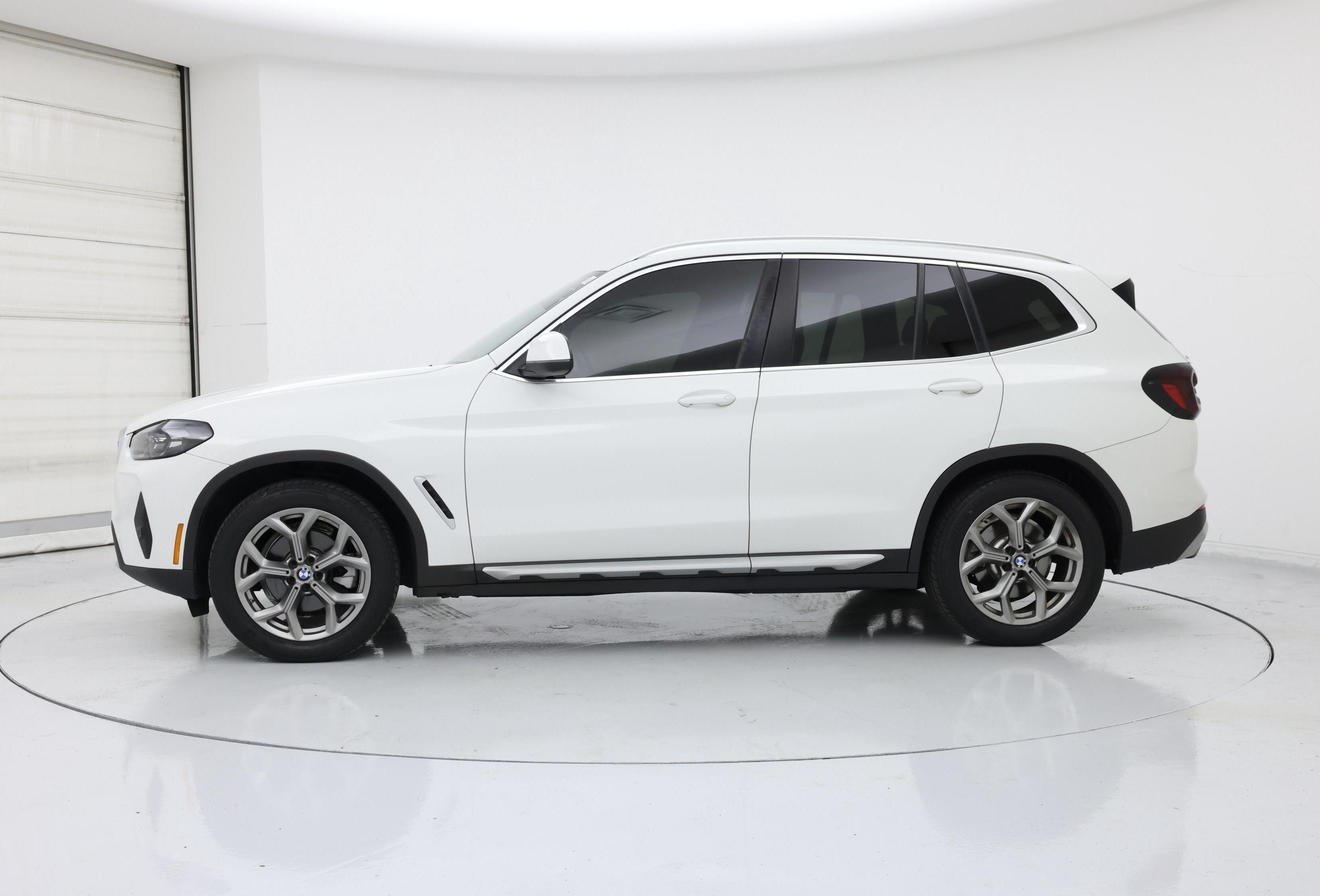 Thumbnail: 2022 BMW X3 - 3