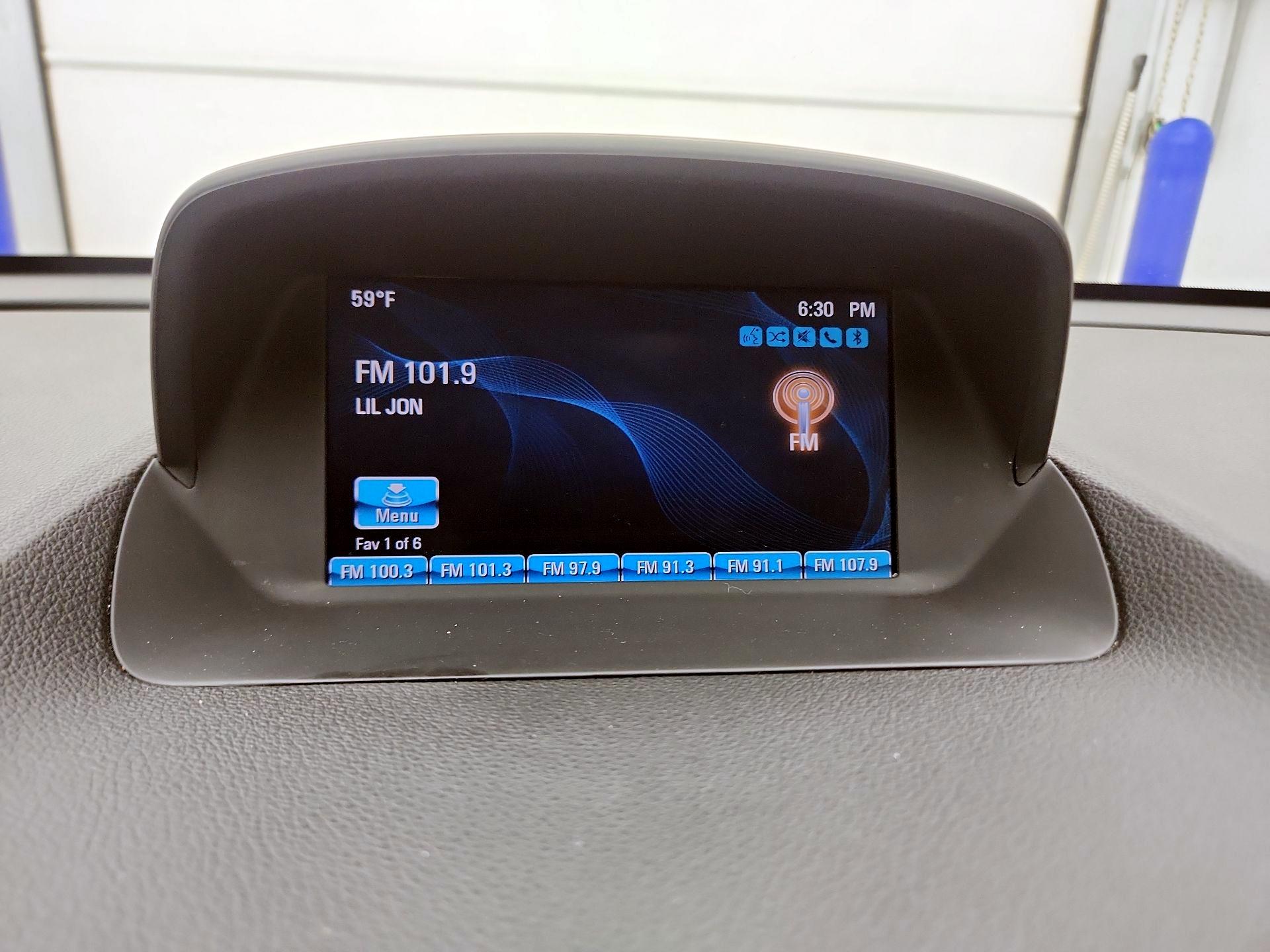 Thumbnail: 2016 Buick Encore - 15