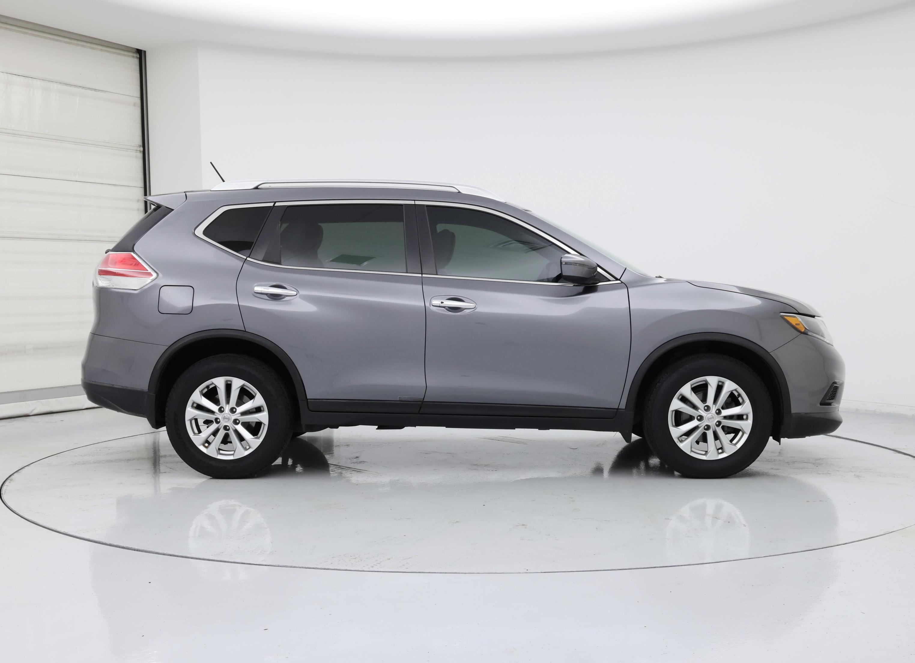 Thumbnail: 2016 Nissan Rogue - 7