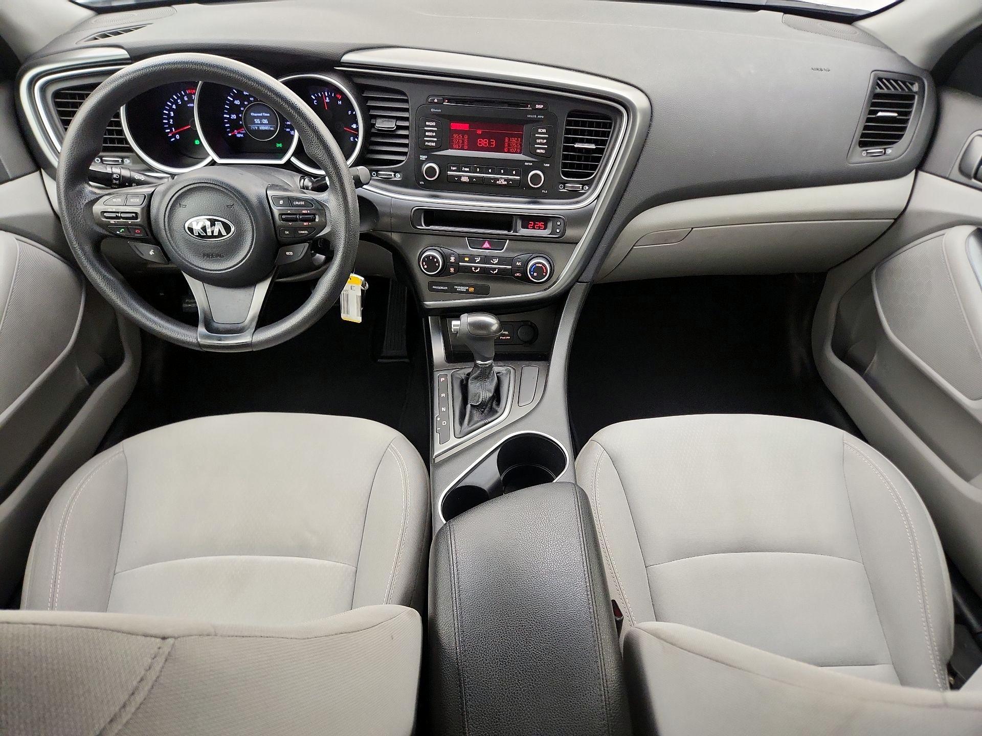 Thumbnail: 2015 Kia Optima - 9