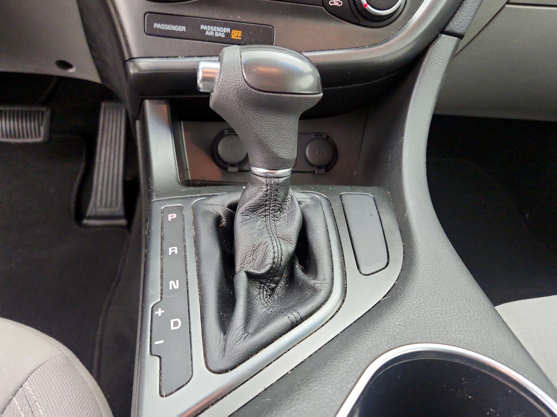 Thumbnail: 2015 Kia Optima - 15