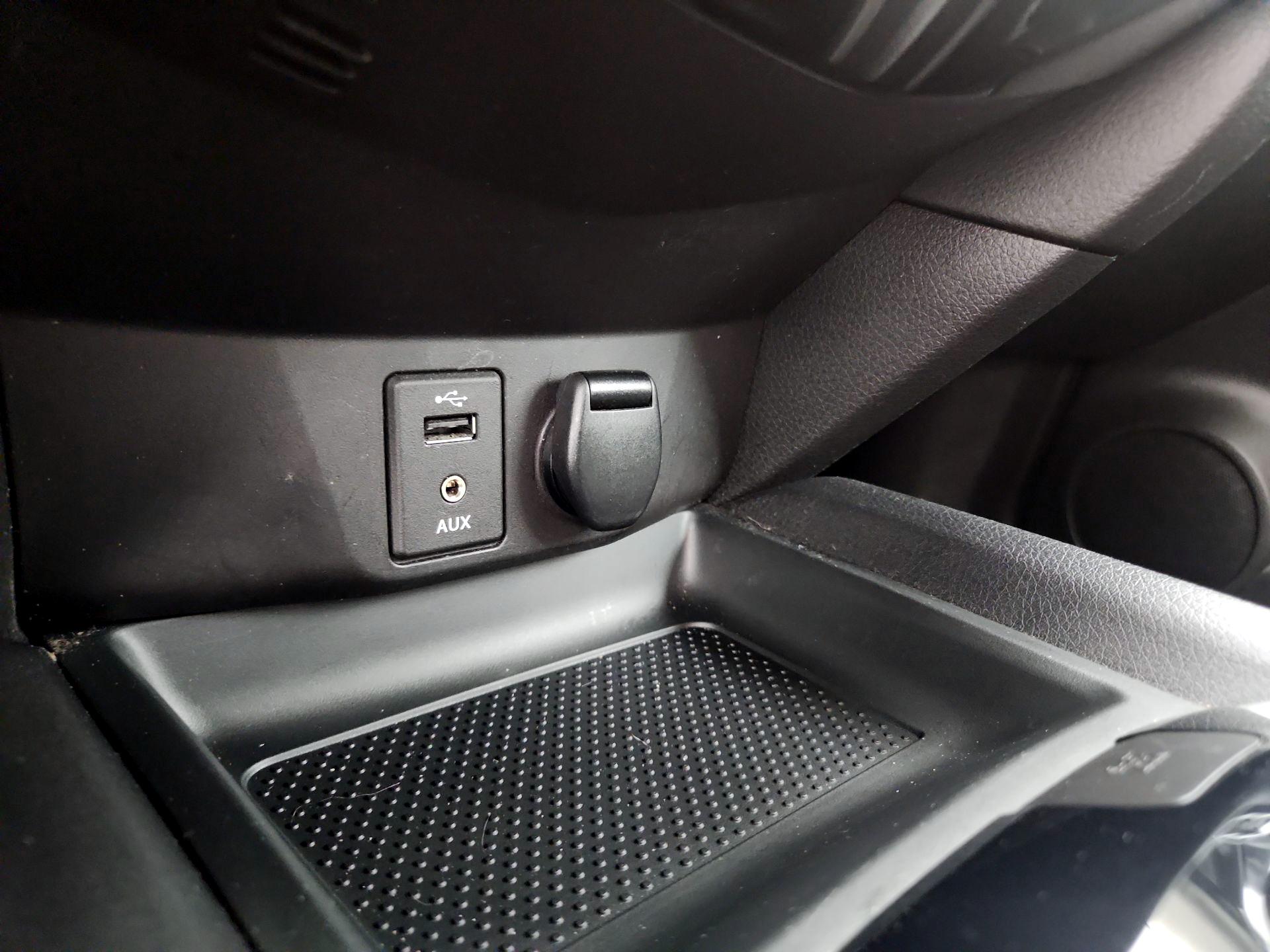 Thumbnail: 2016 Nissan Rogue - 18