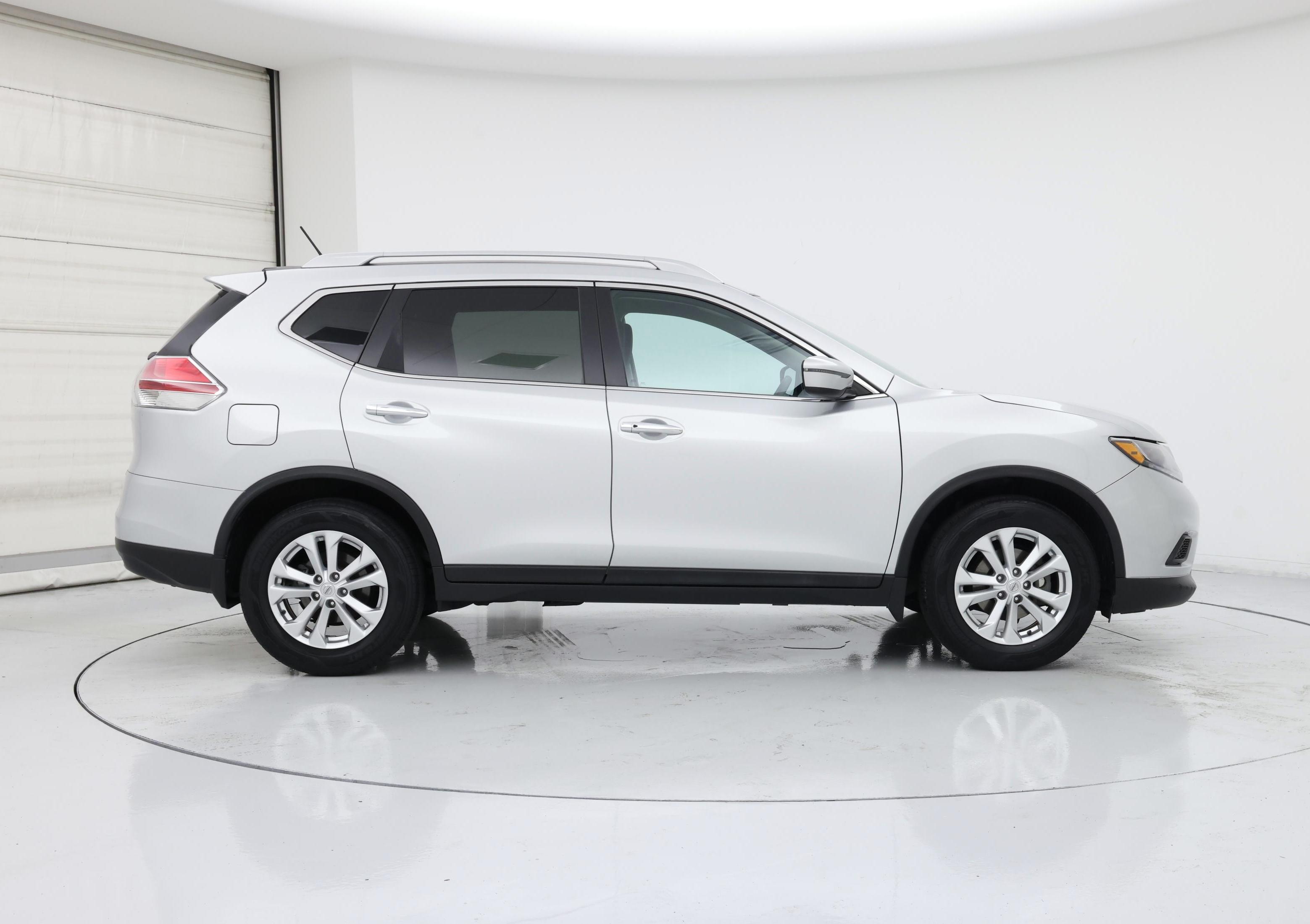 Thumbnail: 2016 Nissan Rogue - 7
