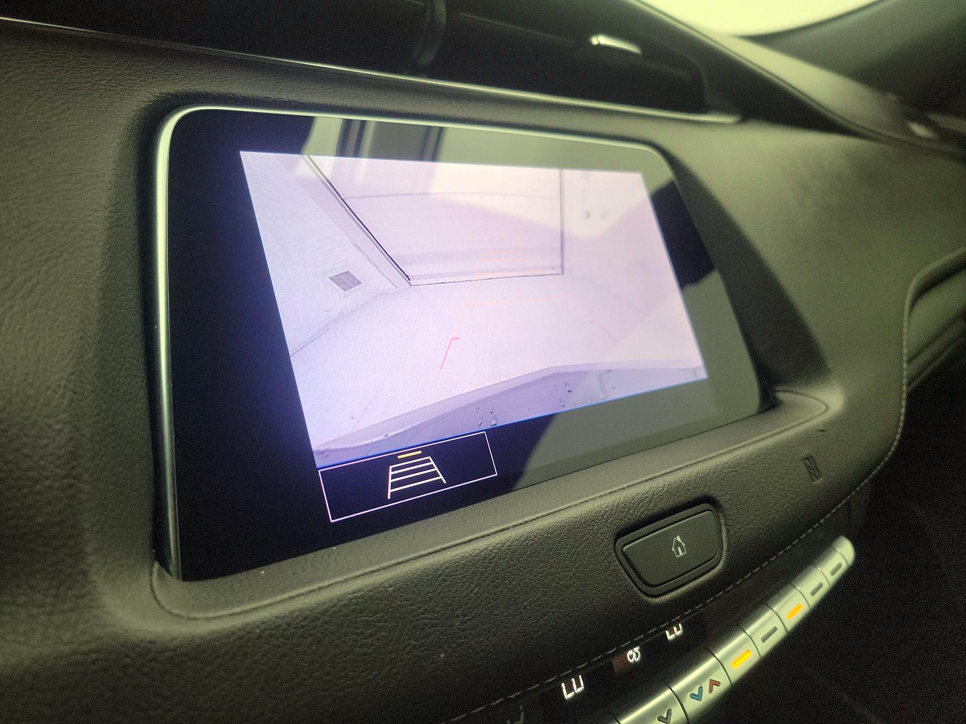 Thumbnail: 2020 Cadillac XT4 - 14