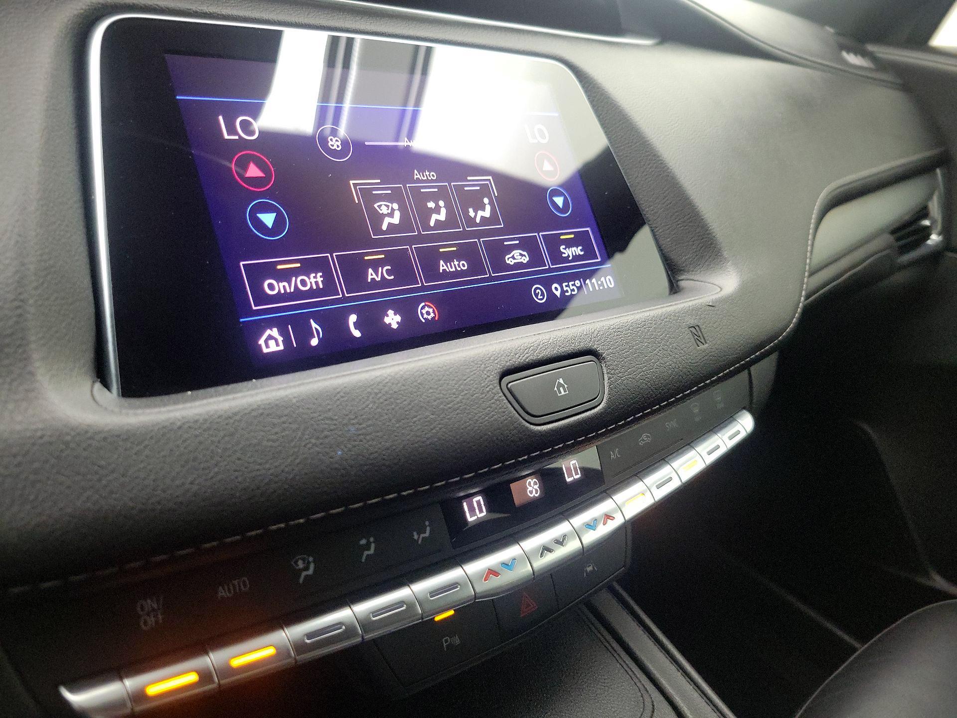 Thumbnail: 2020 Cadillac XT4 - 16