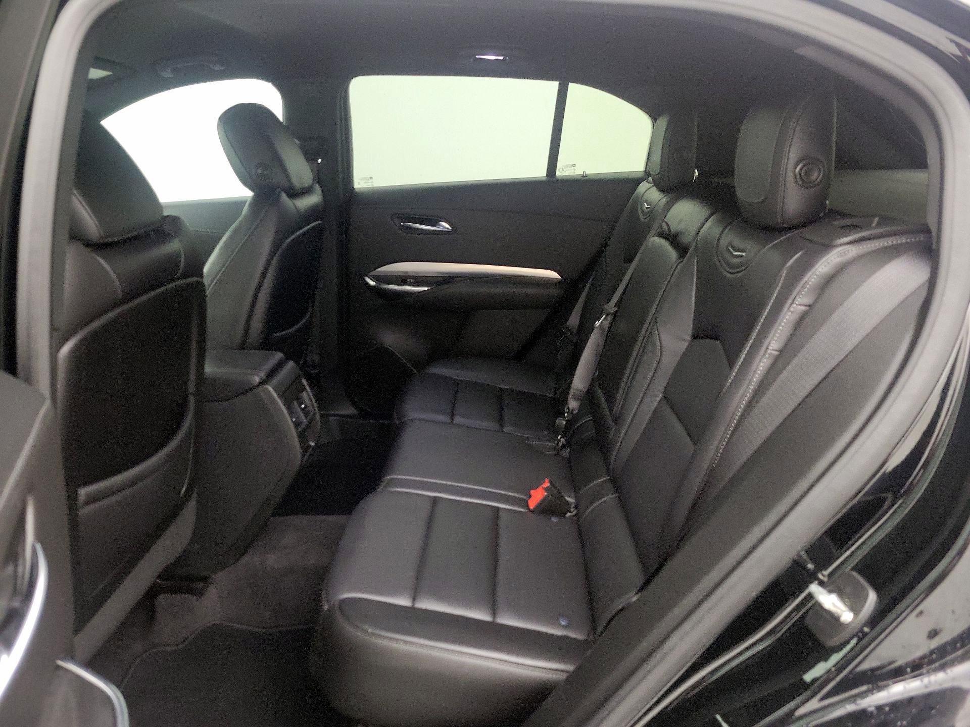 Thumbnail: 2020 Cadillac XT4 - 19