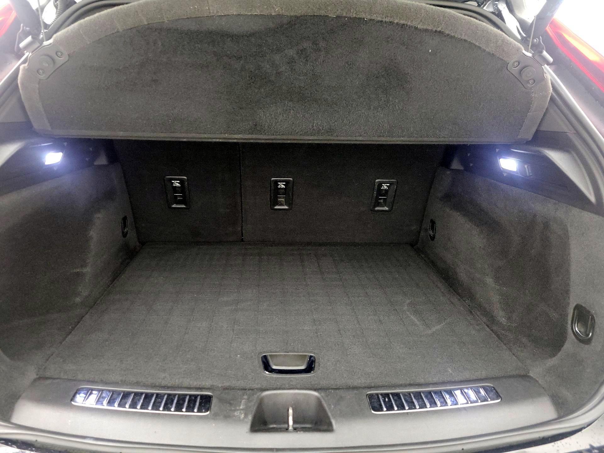 Thumbnail: 2020 Cadillac XT4 - 20