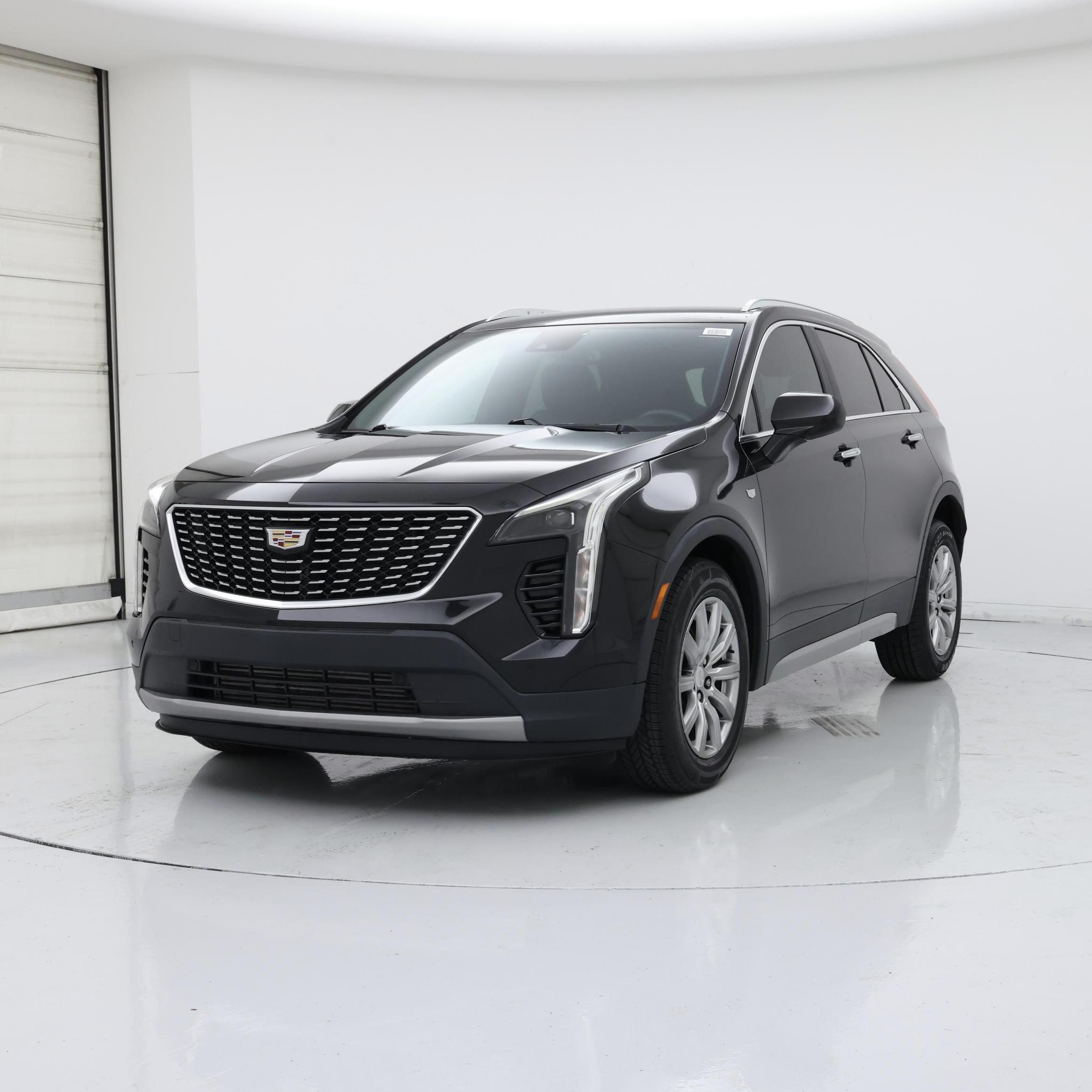 Thumbnail: 2020 Cadillac XT4 - 4