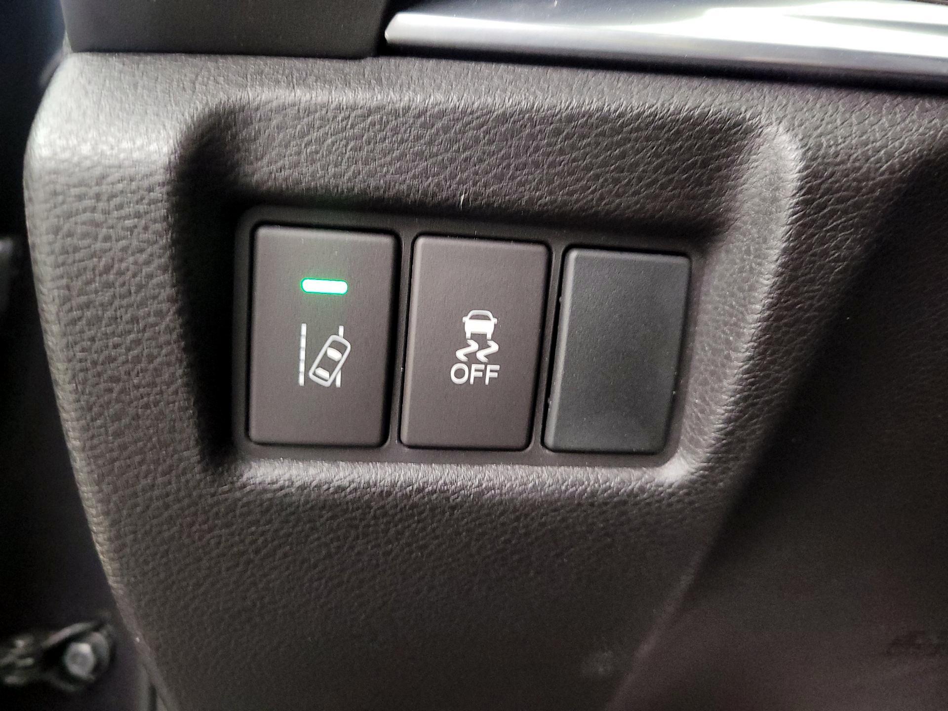 Thumbnail: 2016 Acura MDX - 13