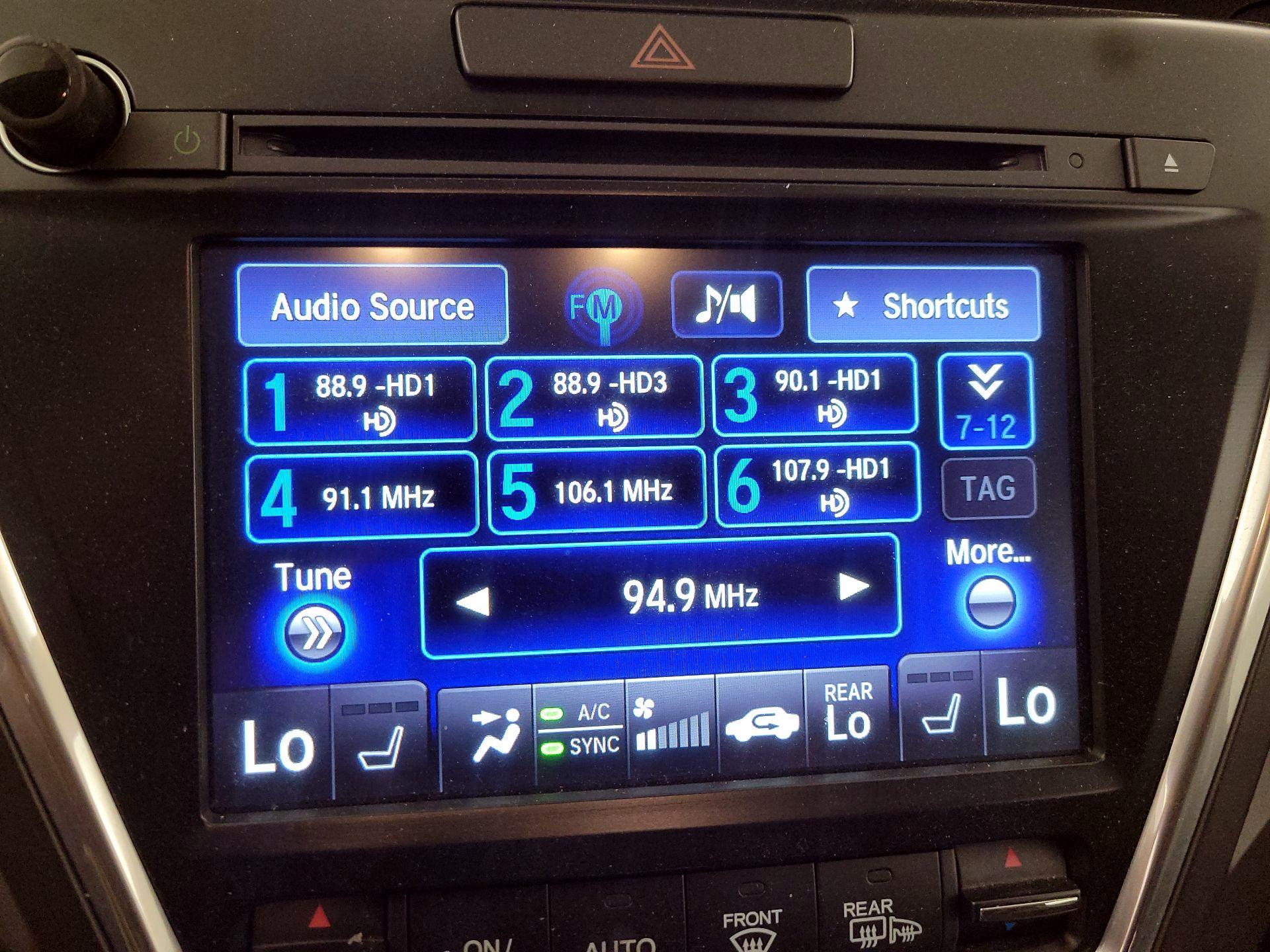 Thumbnail: 2016 Acura MDX - 16