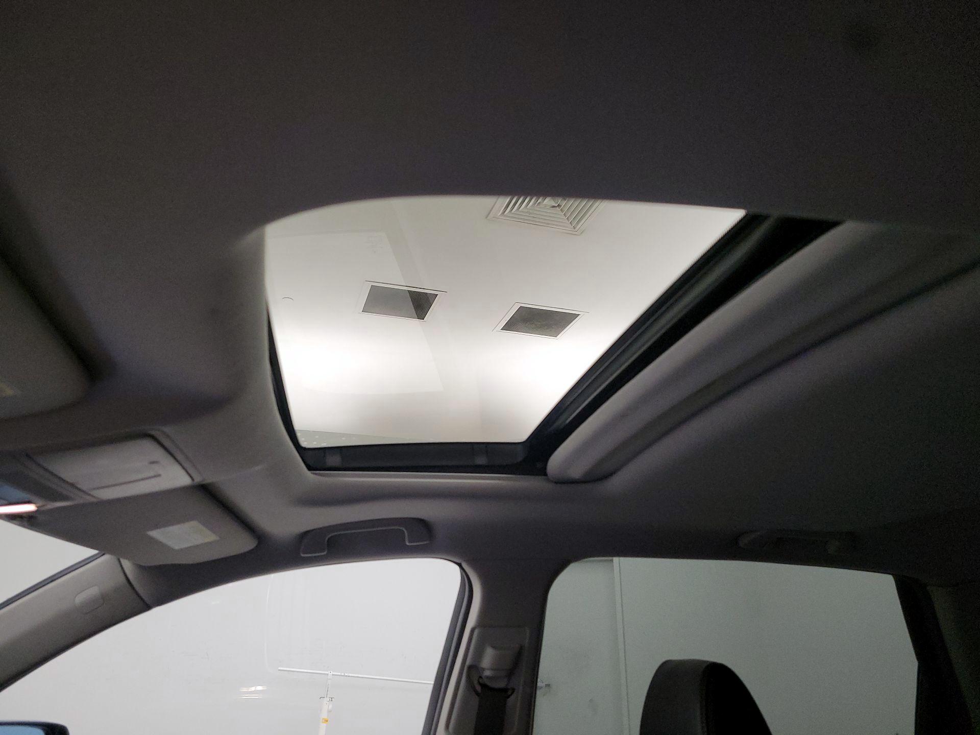 Thumbnail: 2016 Acura MDX - 20