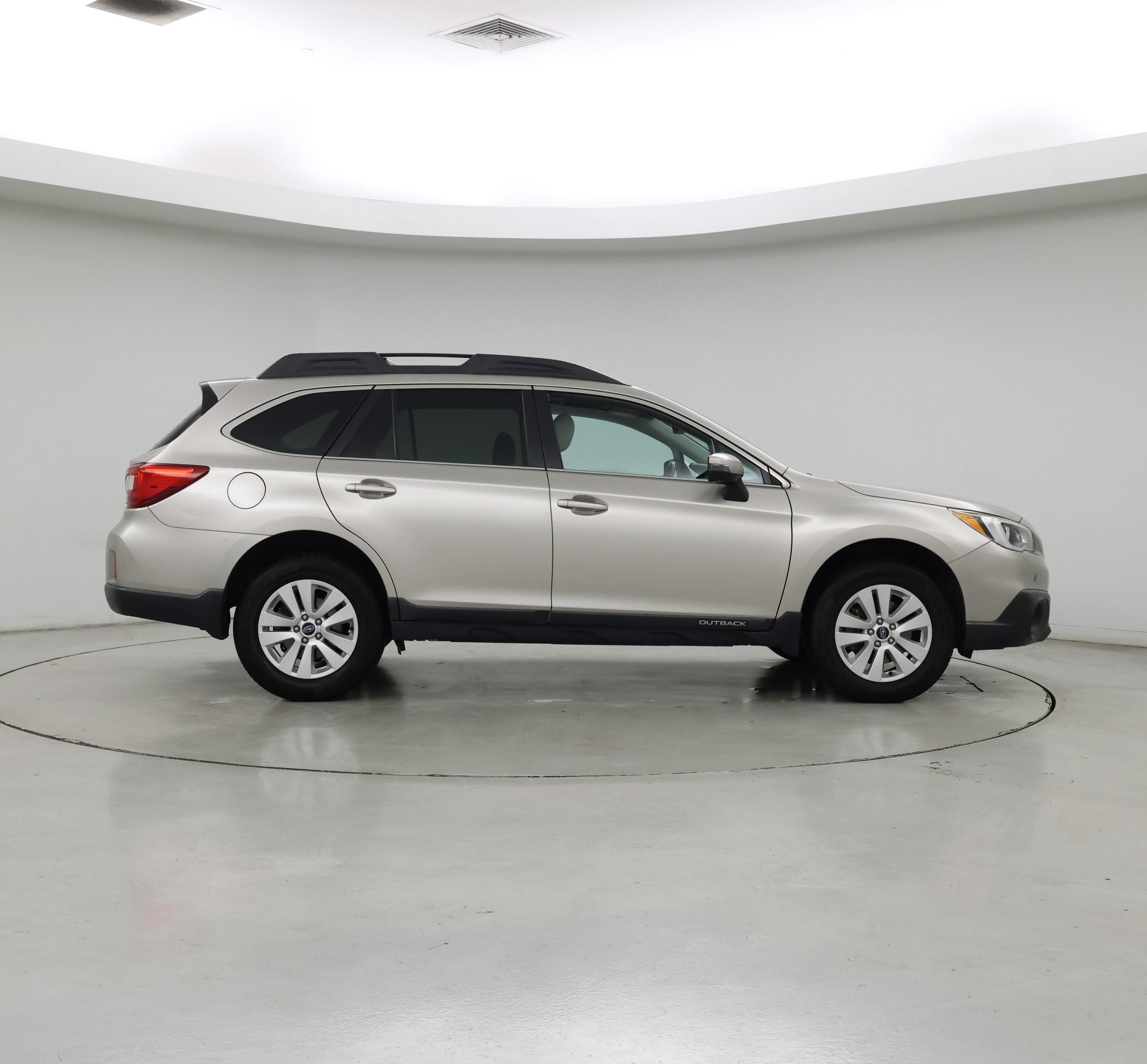 Thumbnail: 2017 Subaru Outback - 7