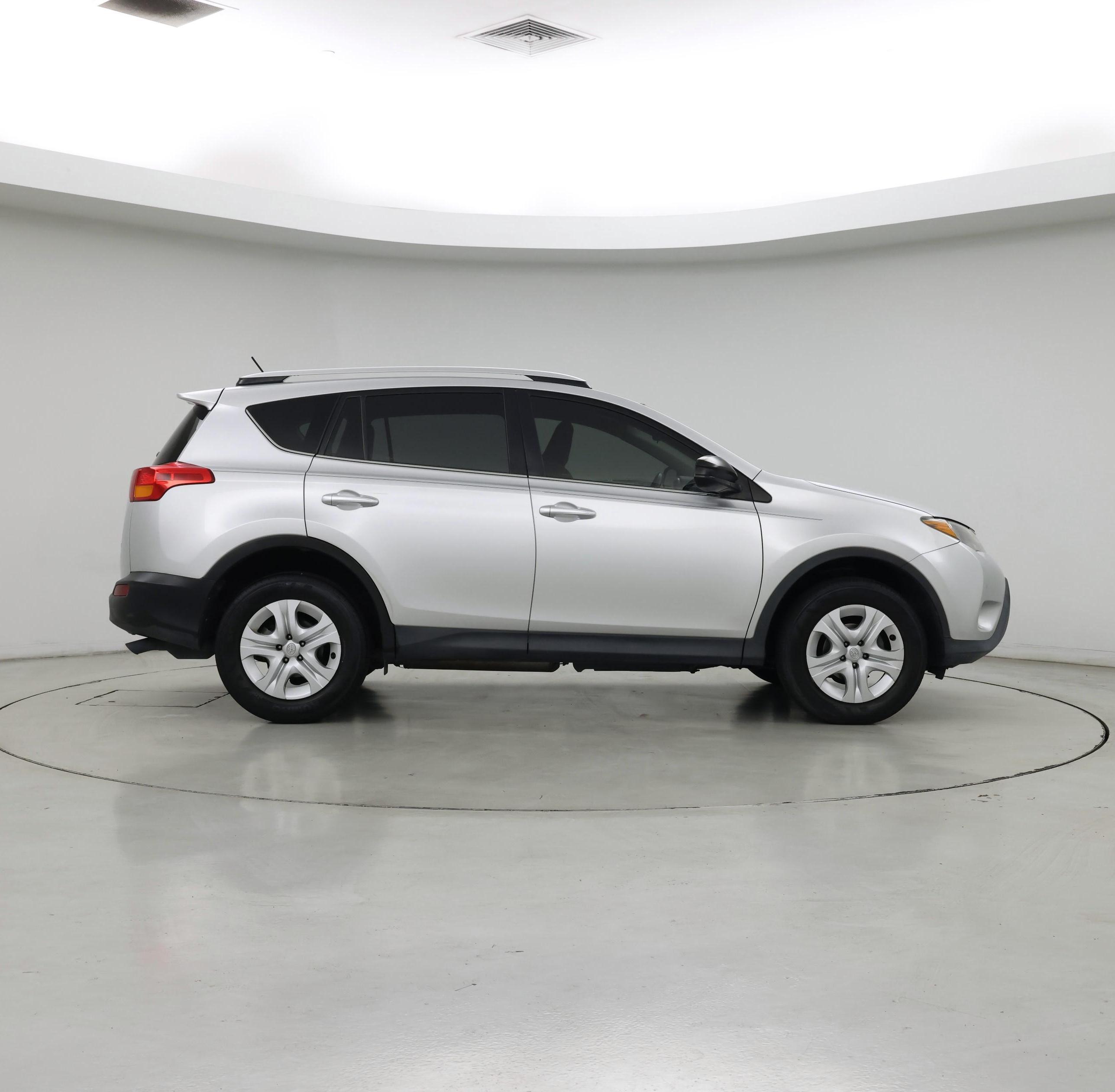 Thumbnail: 2015 Toyota RAV4 - 7