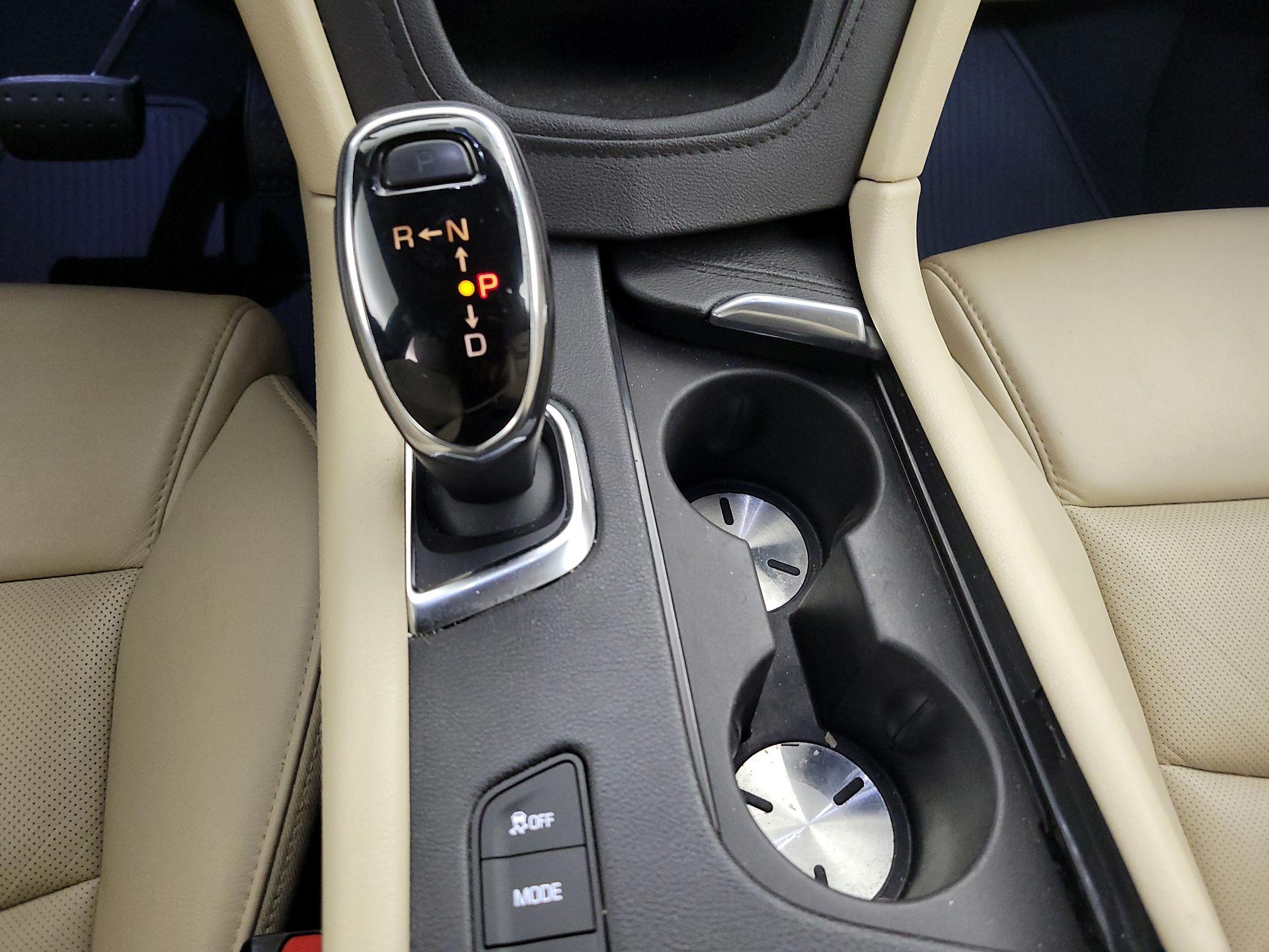 Thumbnail: 2018 Cadillac XT5 - 17