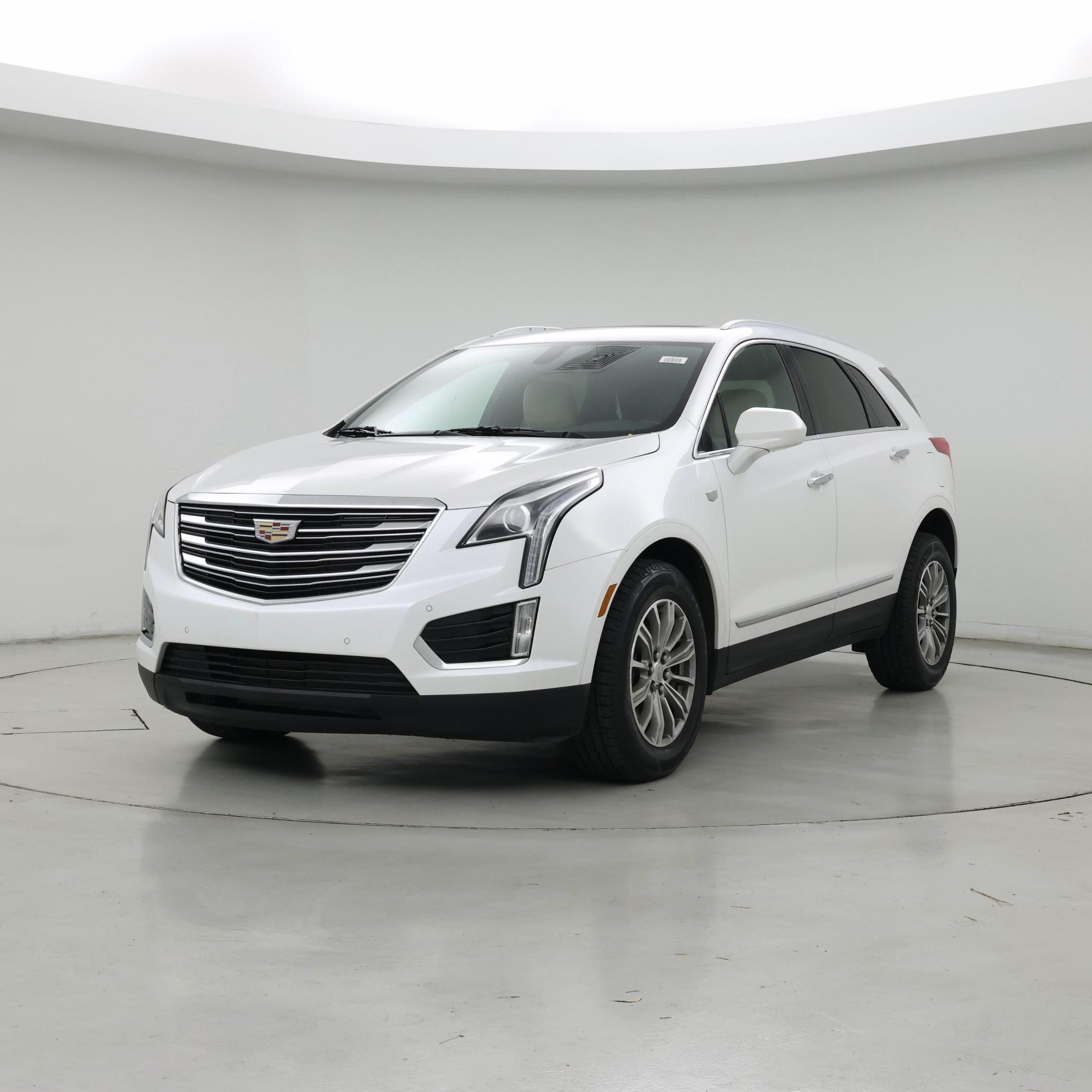 Thumbnail: 2018 Cadillac XT5 - 4