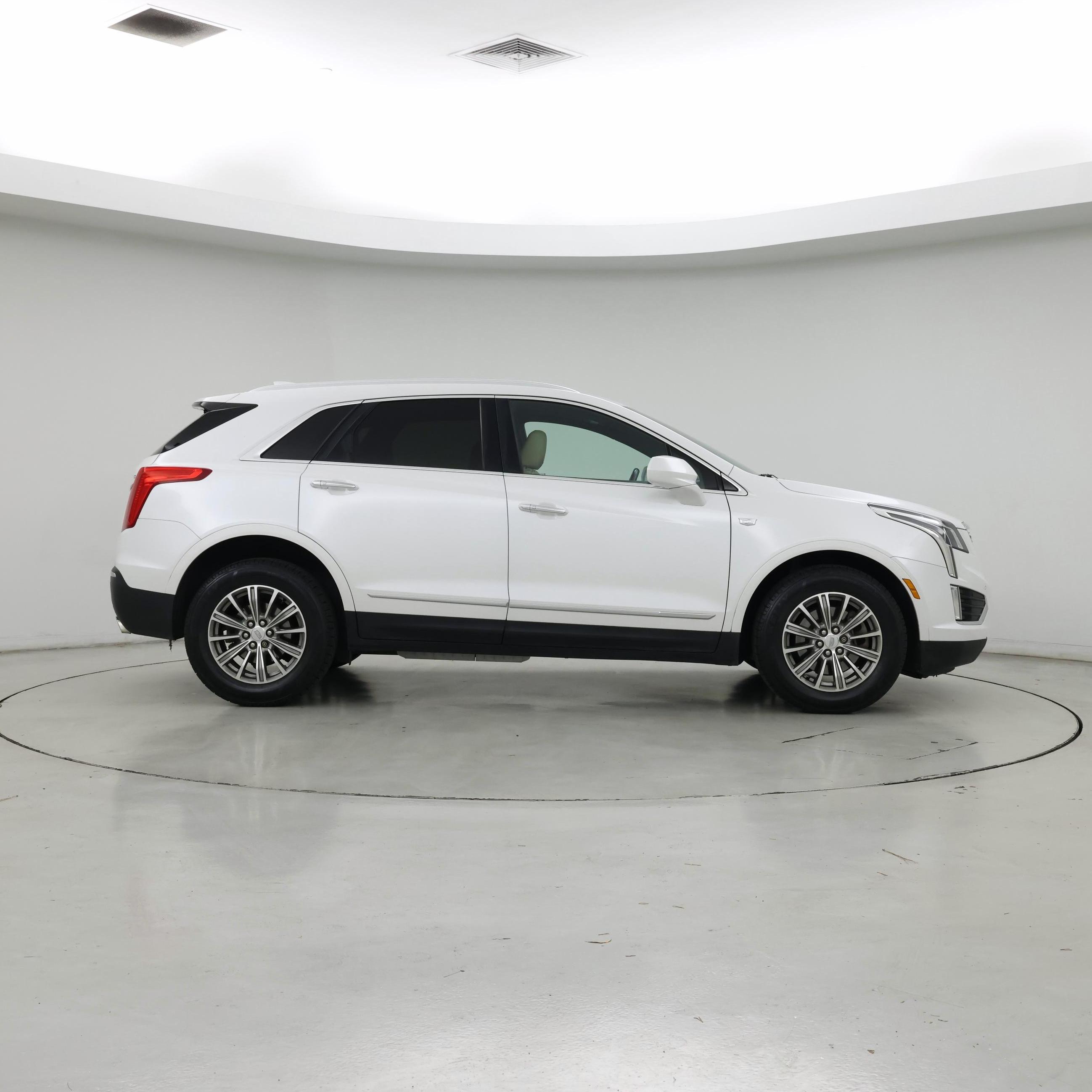 Thumbnail: 2018 Cadillac XT5 - 7