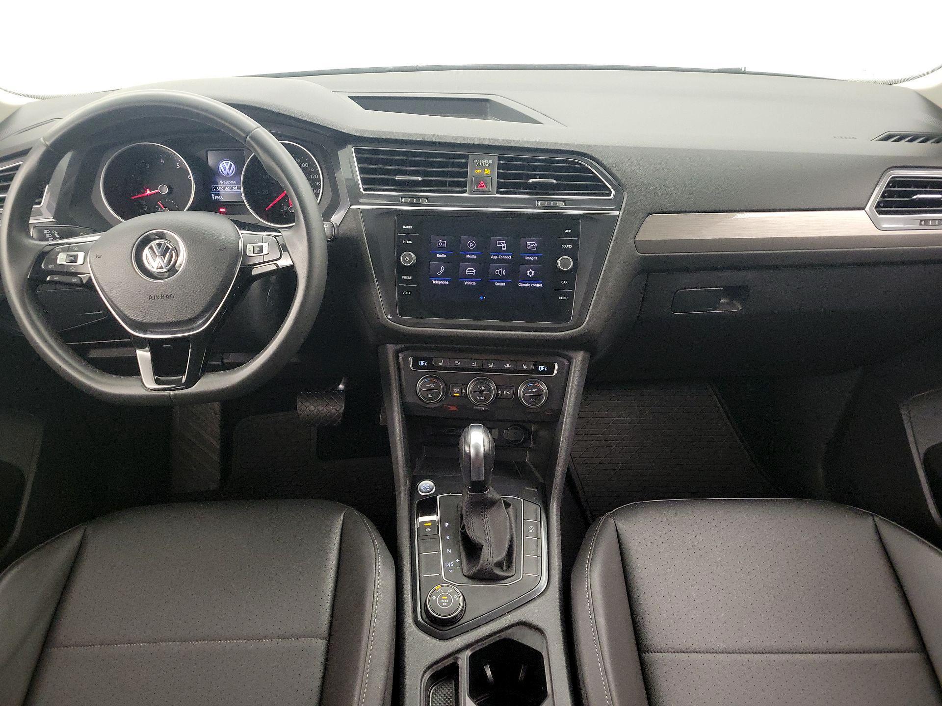 Thumbnail: 2020 Volkswagen Tiguan - 9