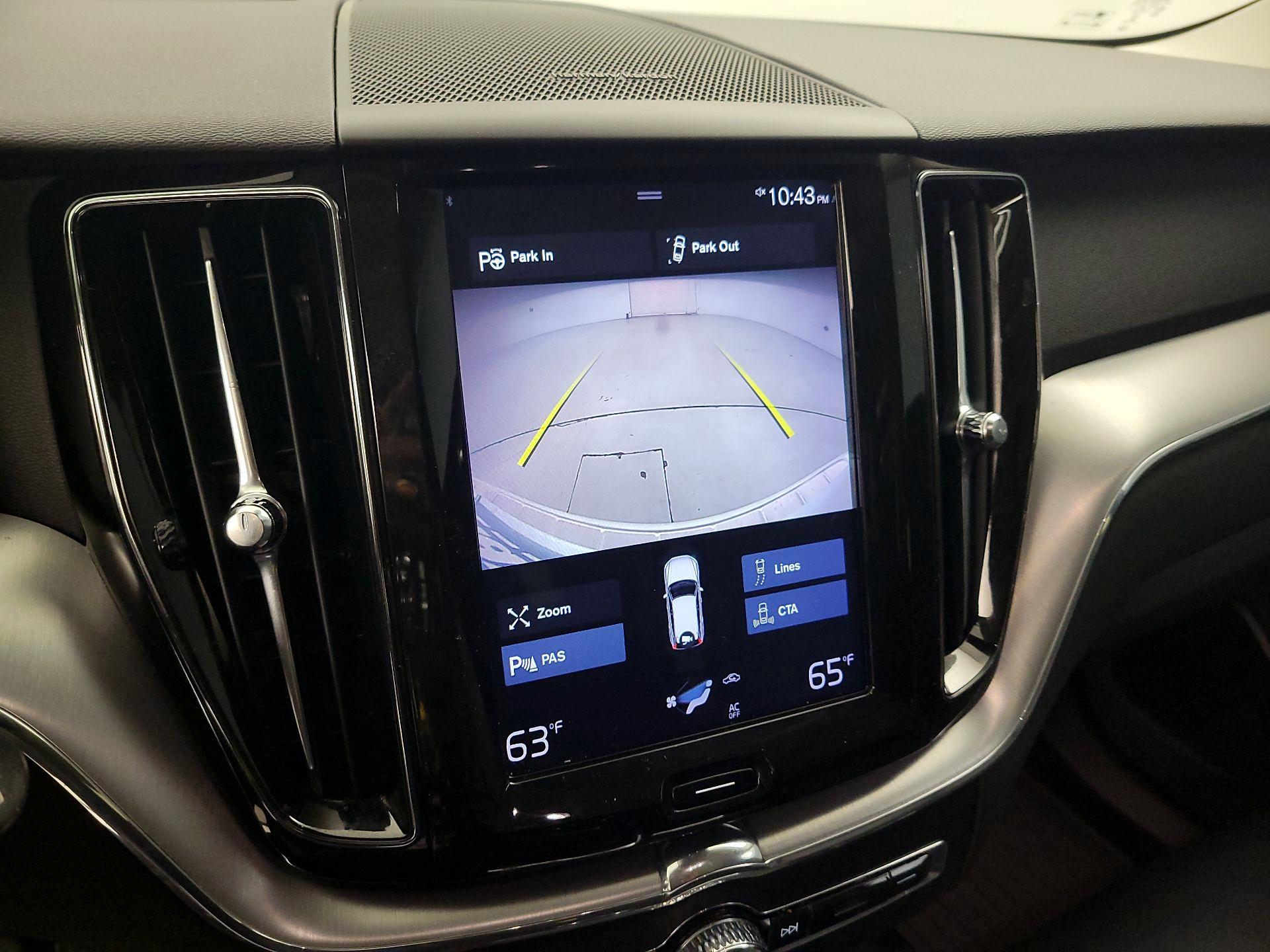 Thumbnail: 2019 Volvo XC60 - 14