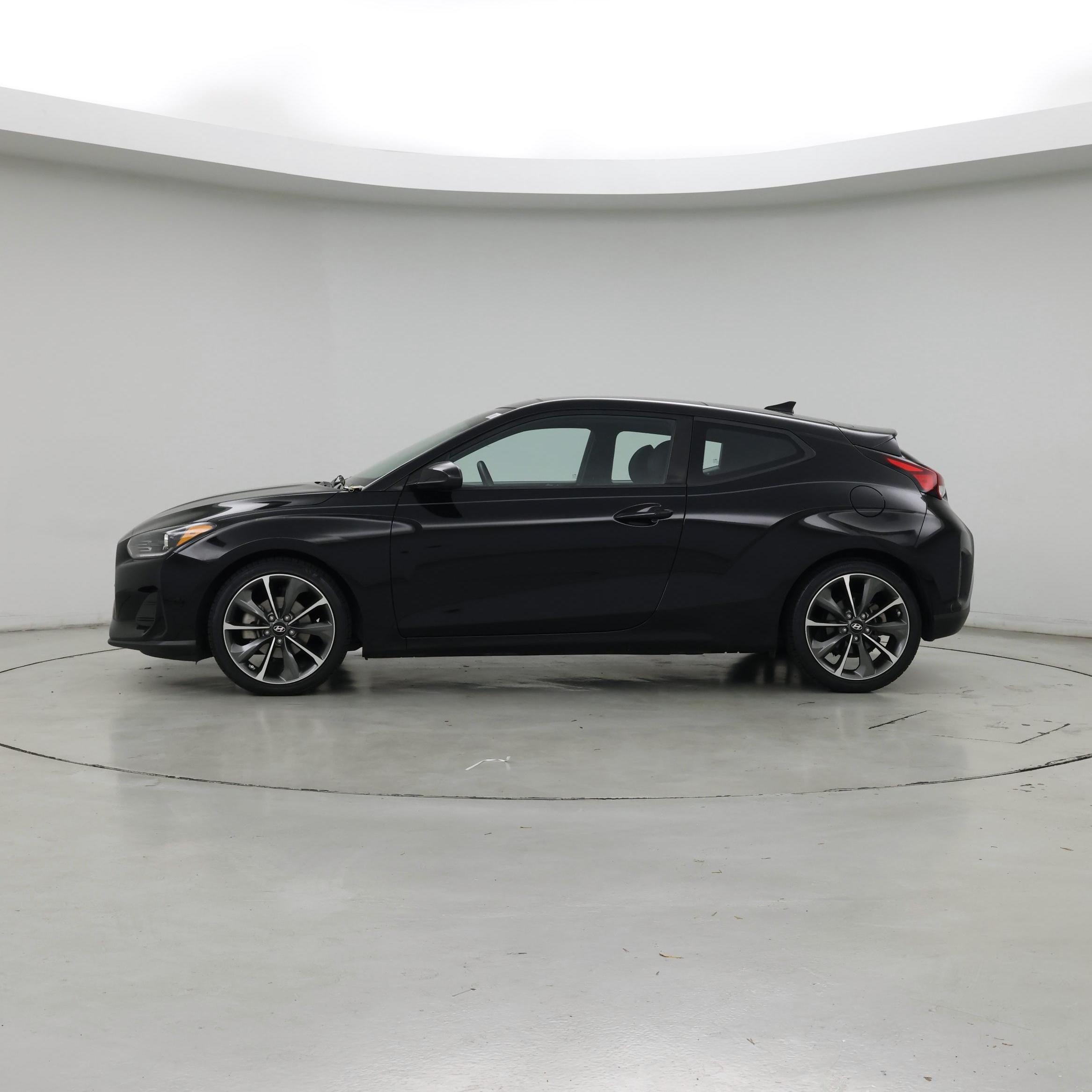 Thumbnail: 2019 Hyundai Veloster - 3