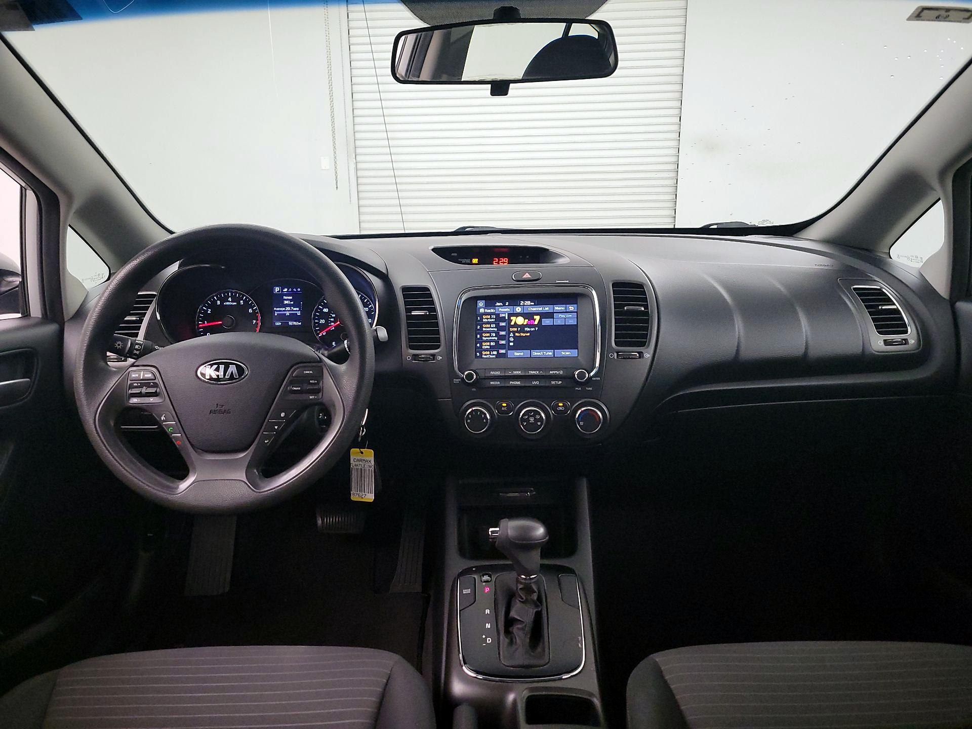 Thumbnail: 2018 Kia Forte - 9