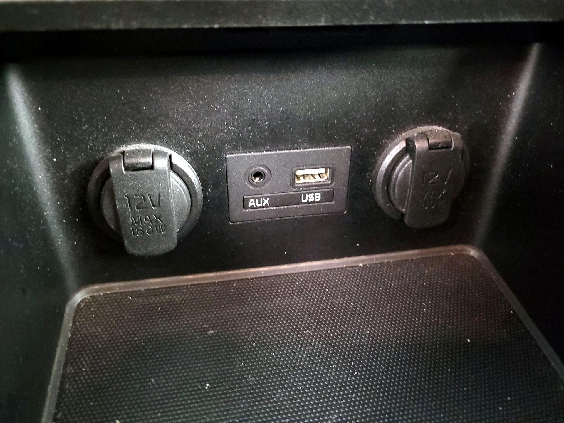 Thumbnail: 2018 Kia Forte - 18