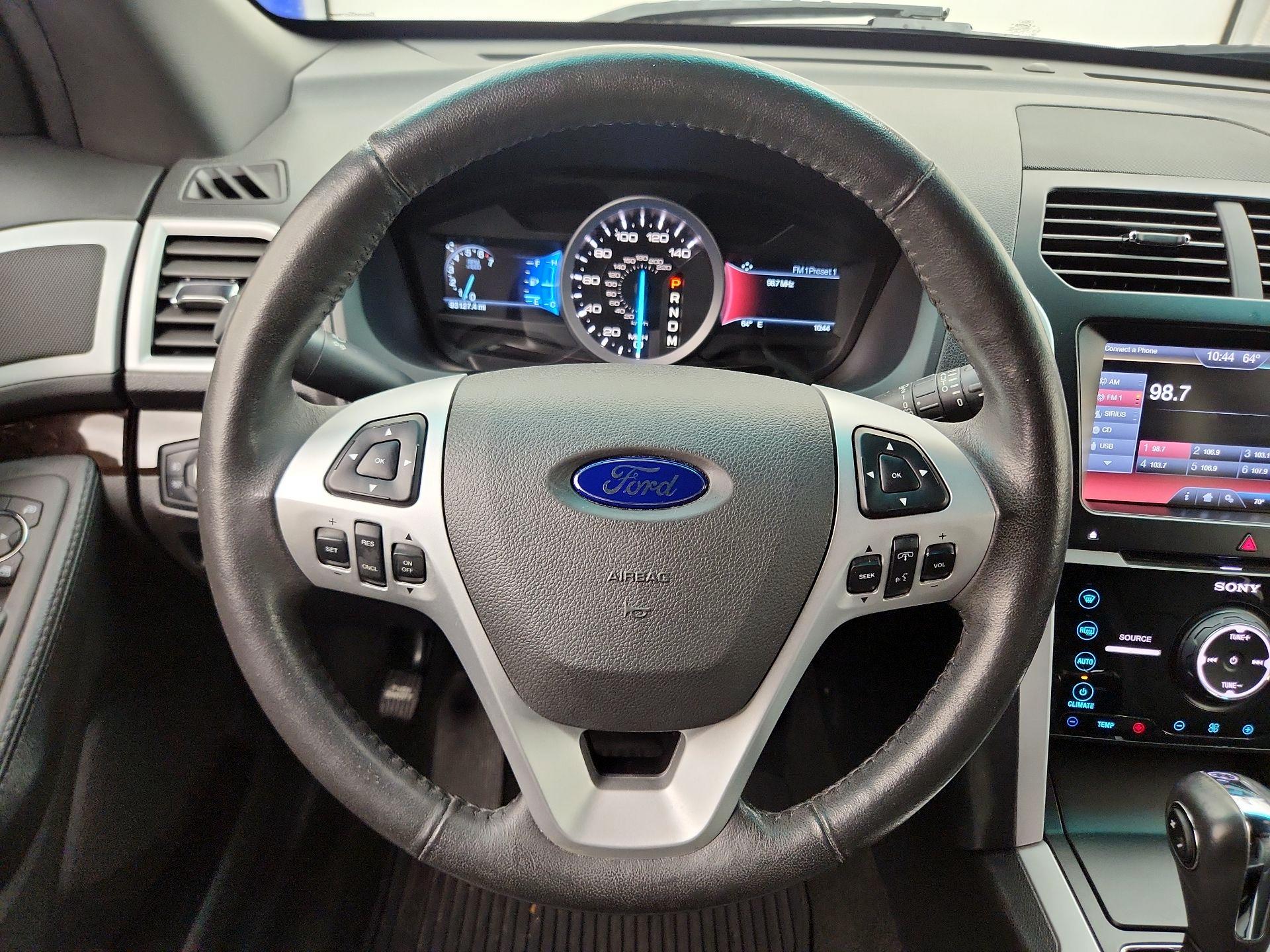 Thumbnail: 2014 Ford Explorer - 10