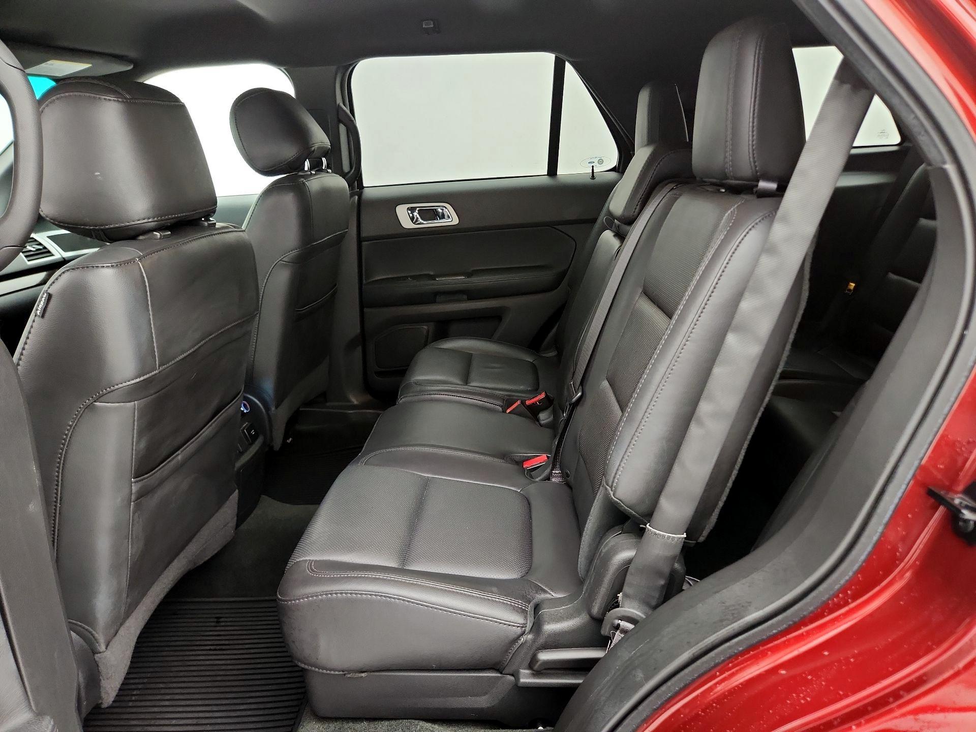 Thumbnail: 2014 Ford Explorer - 20