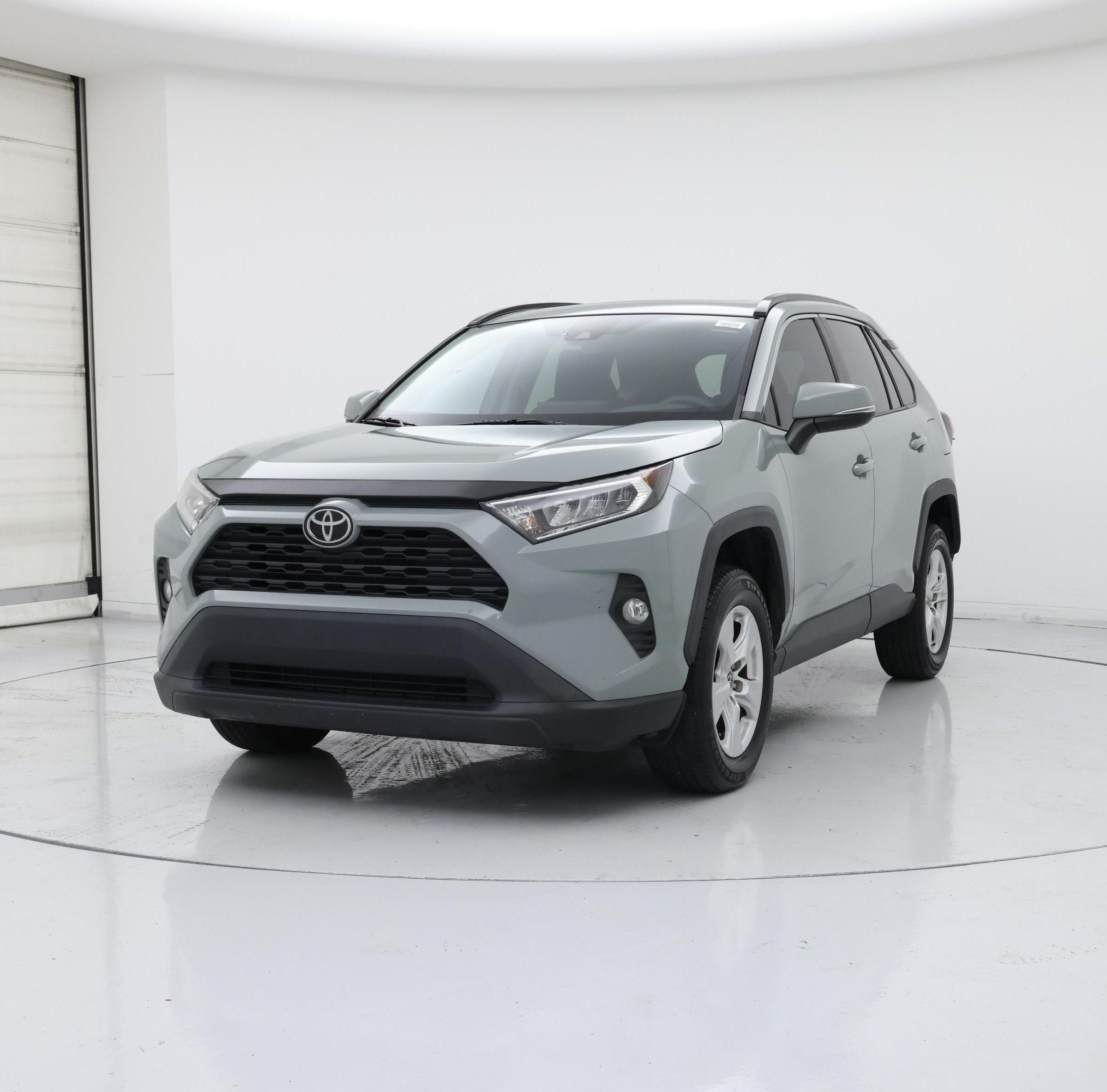 Thumbnail: 2021 Toyota RAV4 - 4