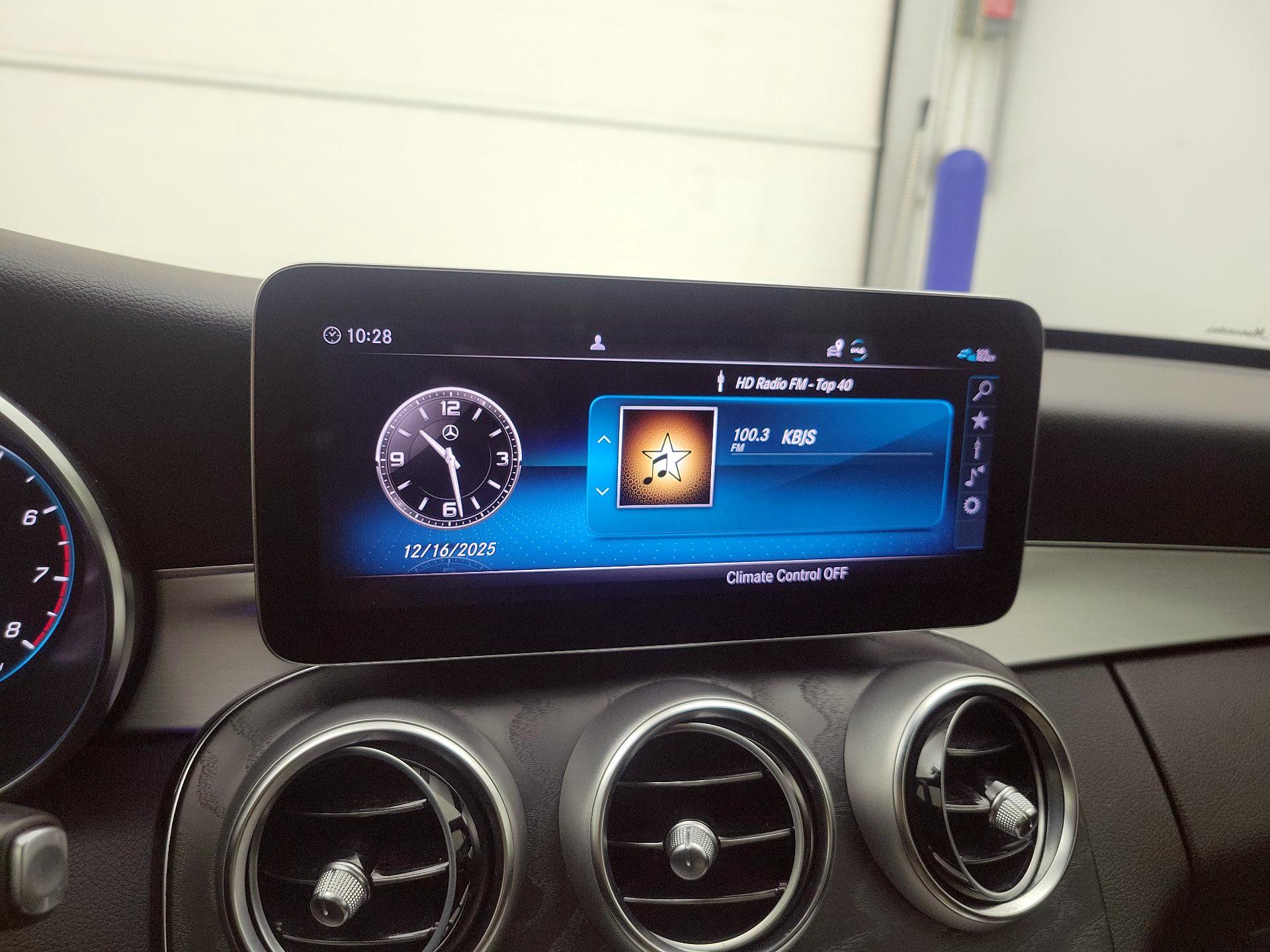 Thumbnail: 2021 Mercedes-Benz C-Class - 15