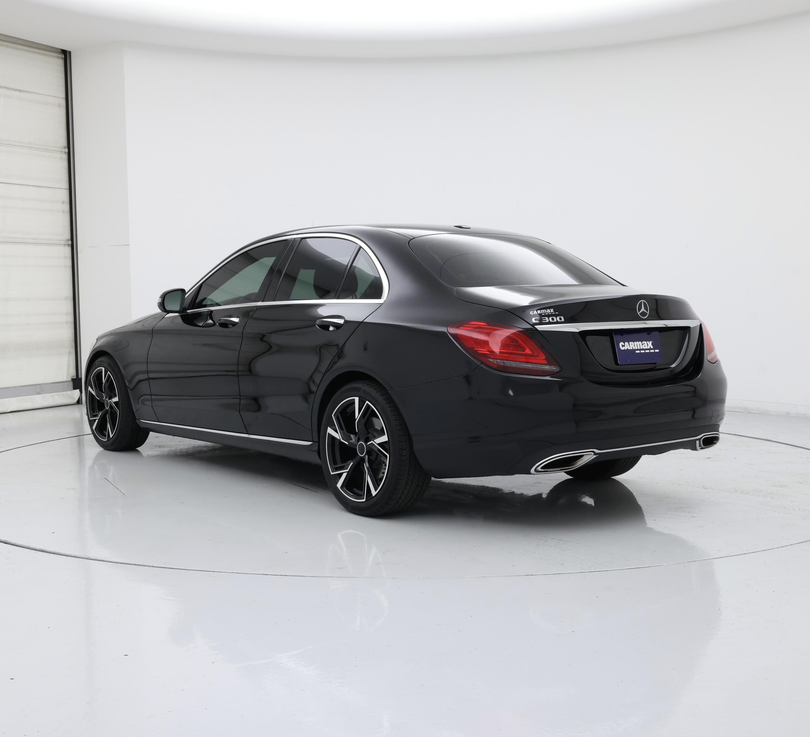 Thumbnail: 2021 Mercedes-Benz C-Class - 2