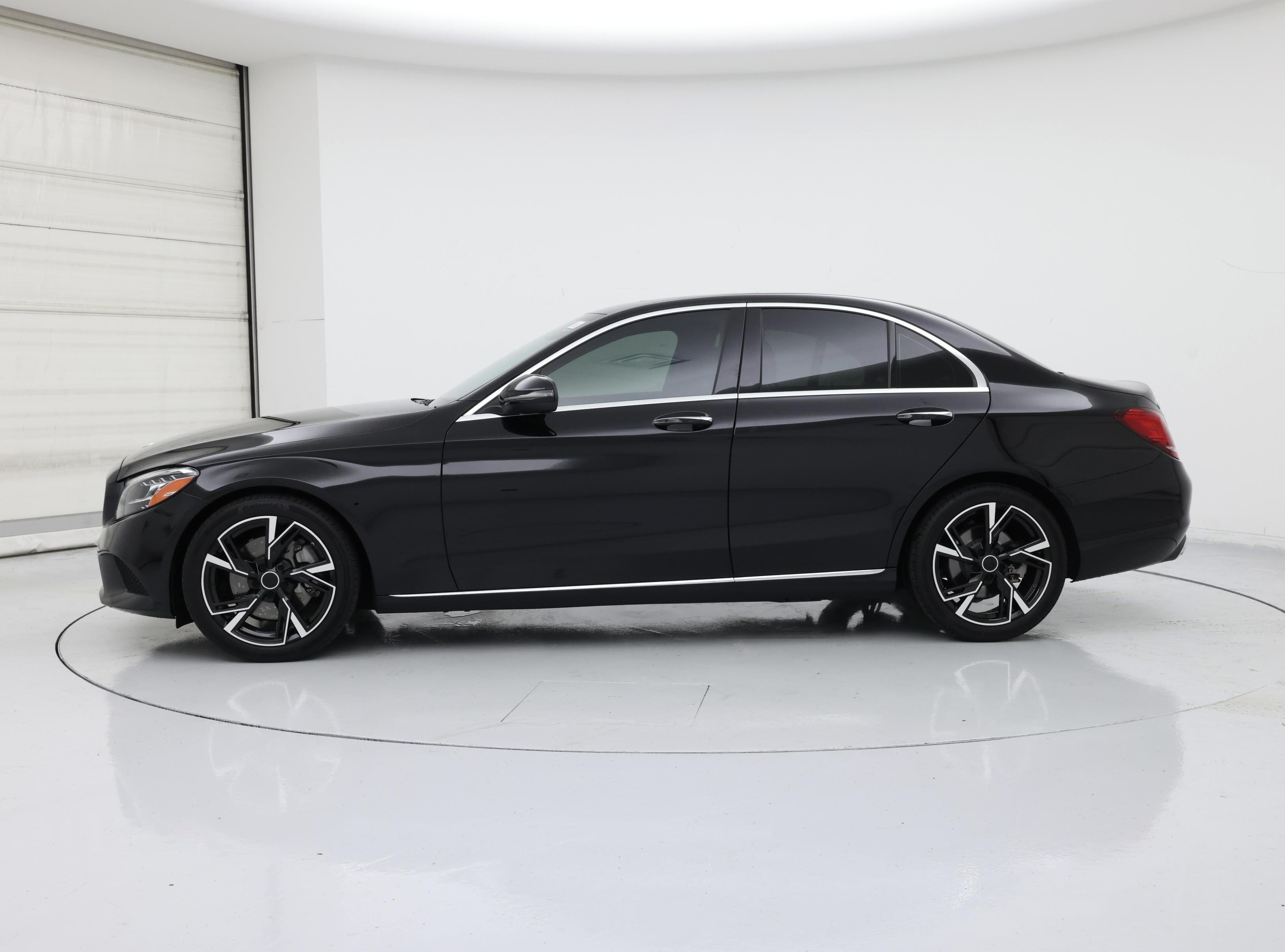 Thumbnail: 2021 Mercedes-Benz C-Class - 3