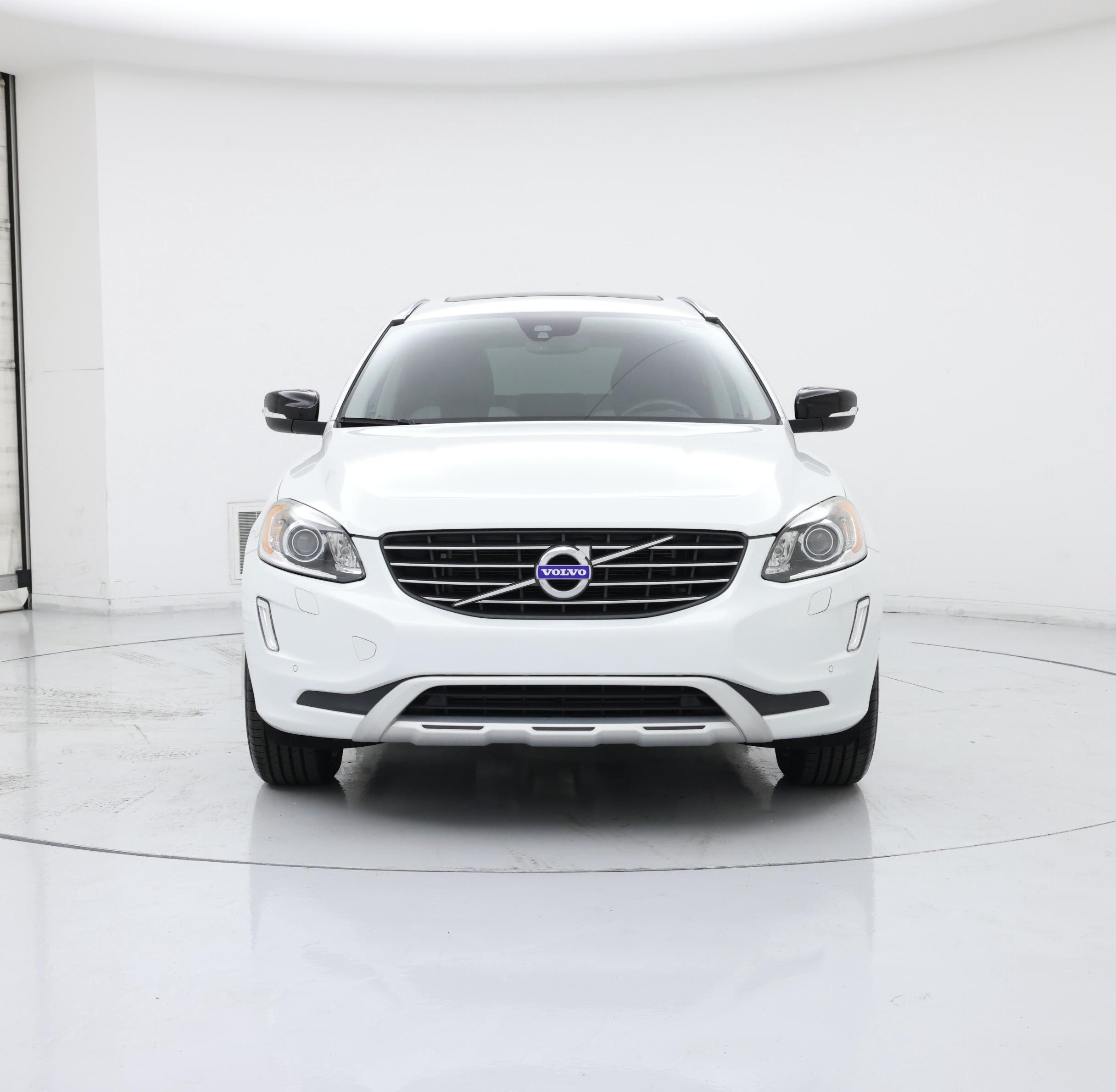 Thumbnail: 2017 Volvo XC60 - 5