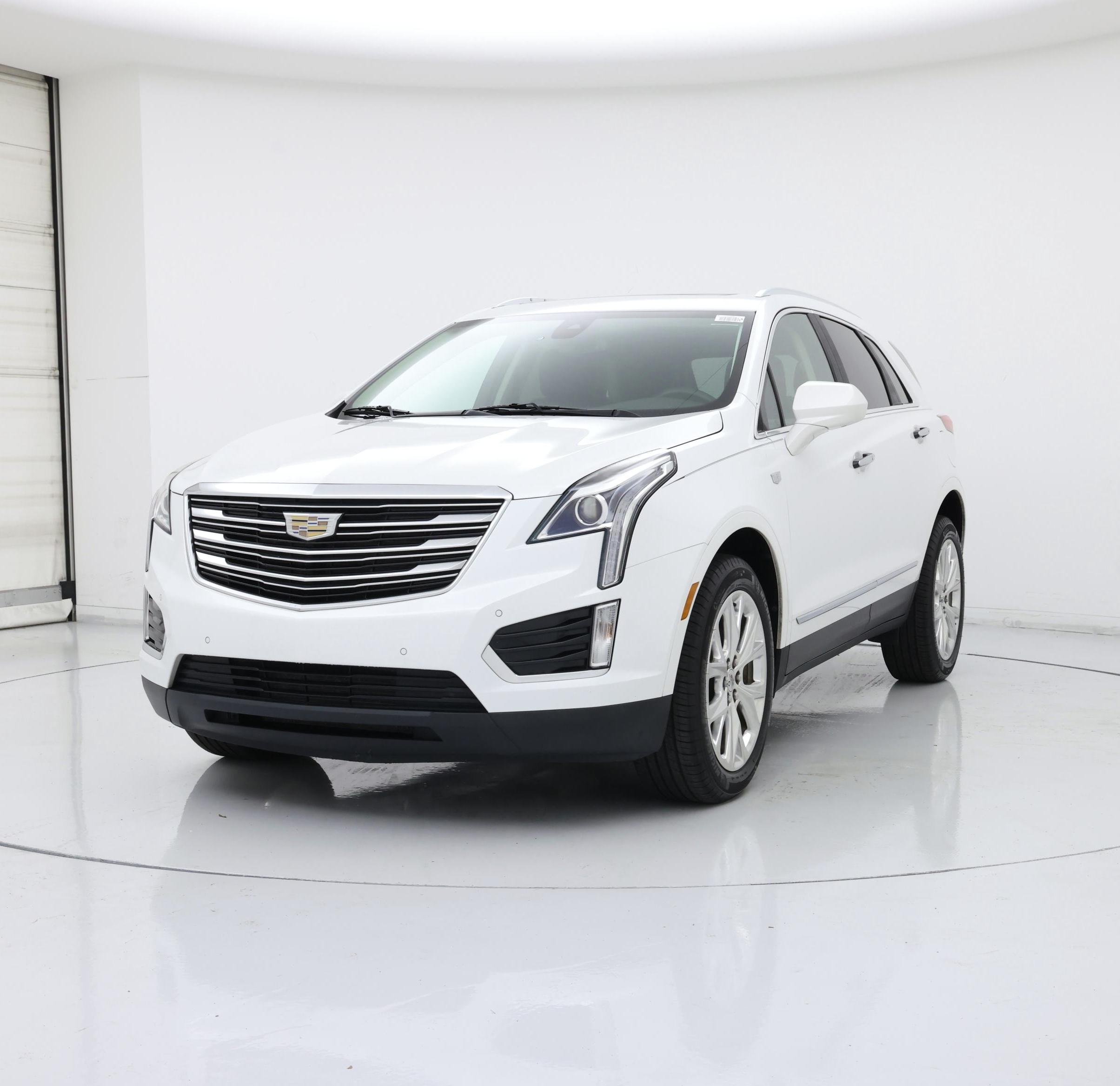 Thumbnail: 2019 Cadillac XT5 - 4