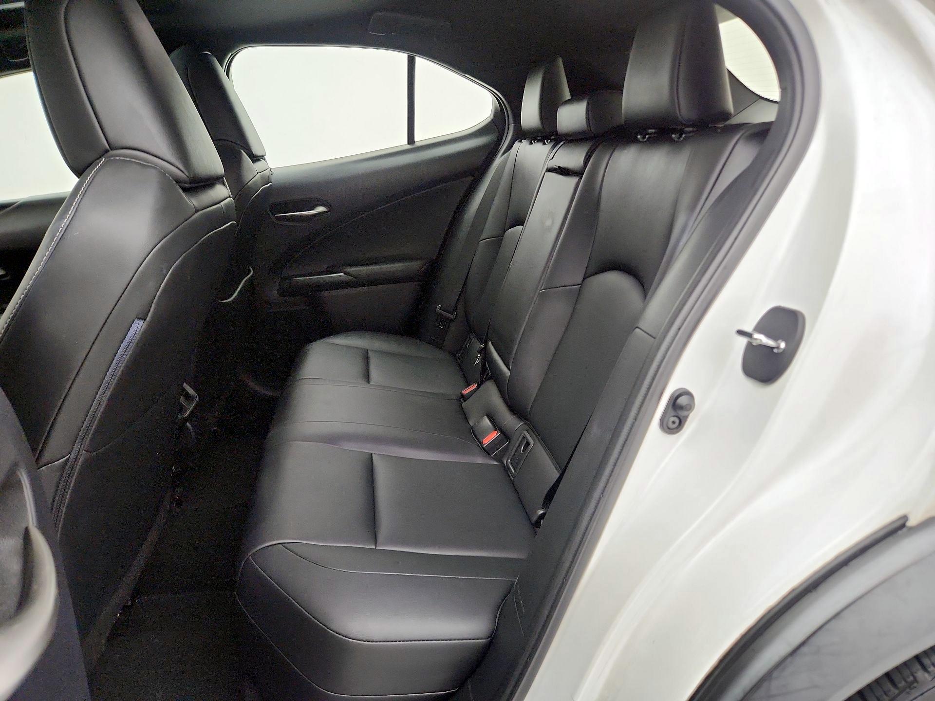 Thumbnail: 2019 Lexus UX - 20