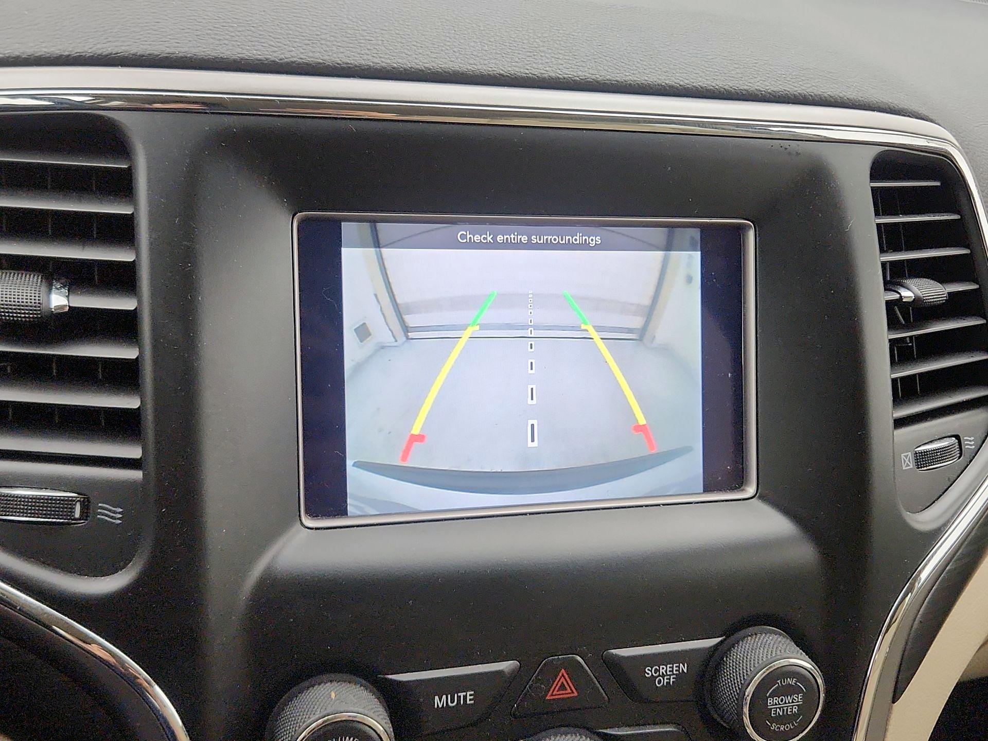 Thumbnail: 2020 Jeep Grand Cherokee - 14