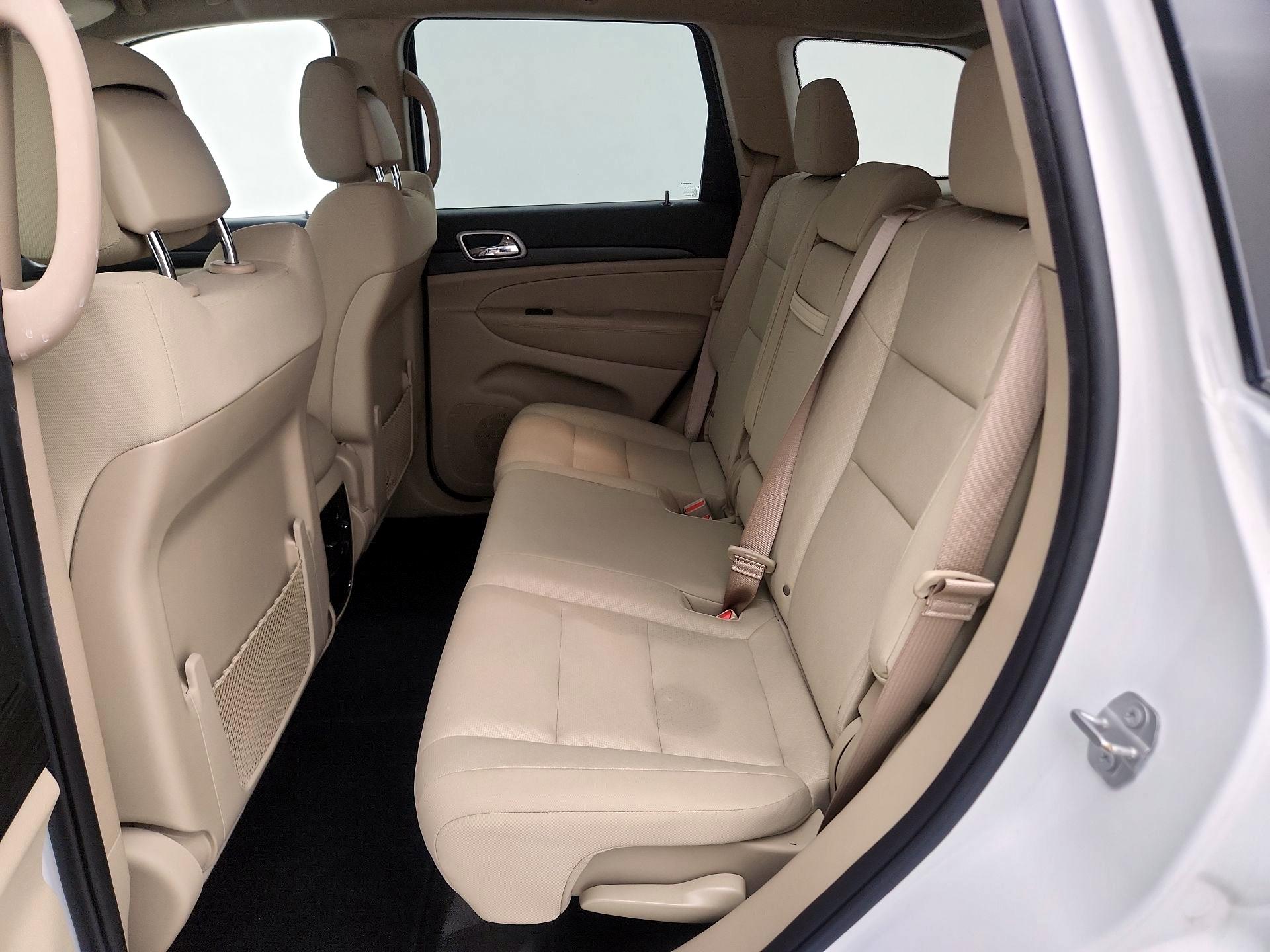 Thumbnail: 2020 Jeep Grand Cherokee - 19