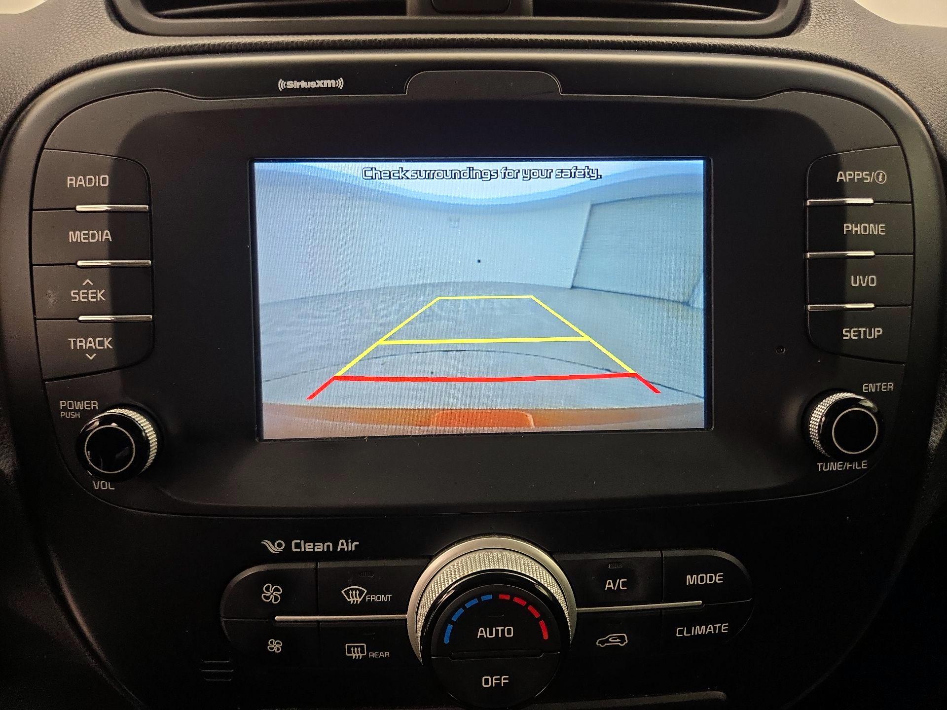 Thumbnail: 2019 Kia Soul - 14