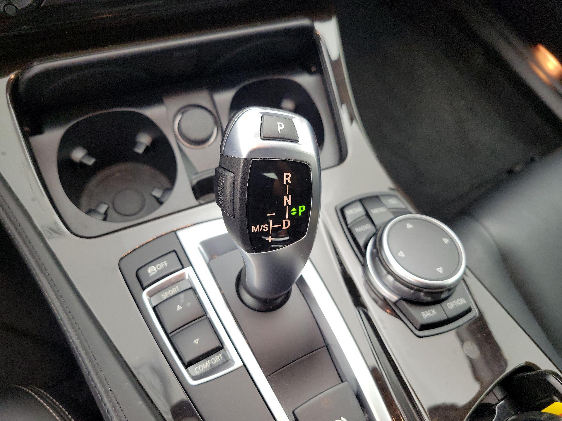 Thumbnail: 2015 BMW 5 Series - 18