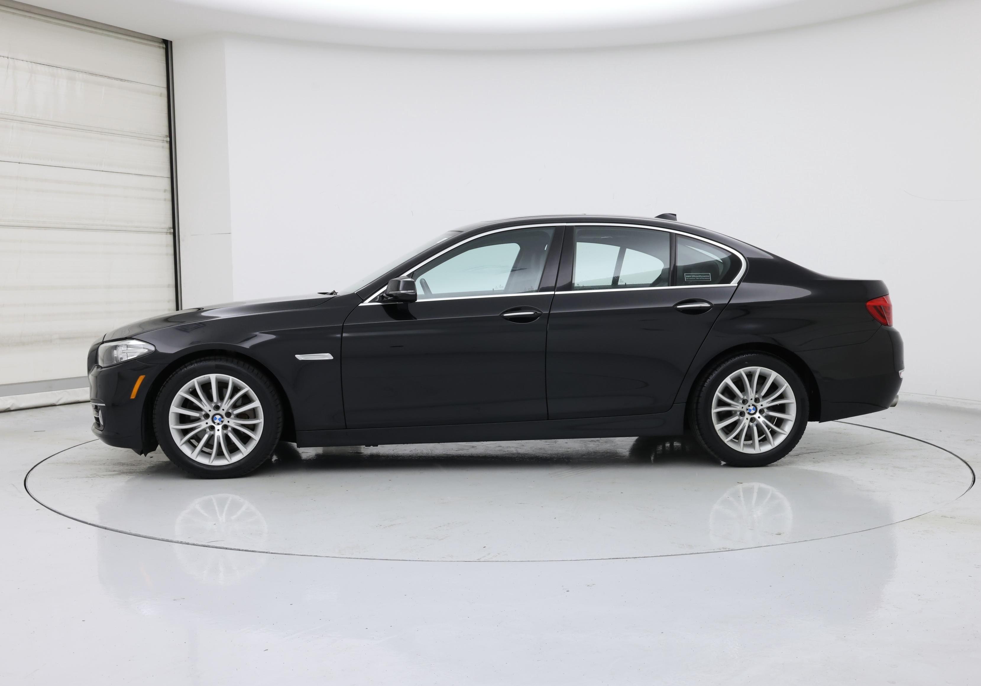 Thumbnail: 2015 BMW 5 Series - 3