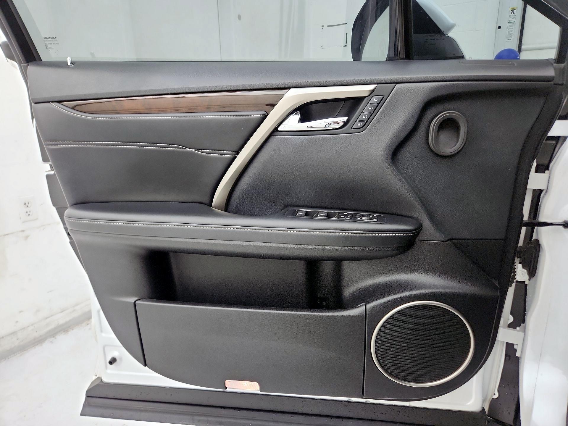 Thumbnail: 2019 Lexus RX - 12