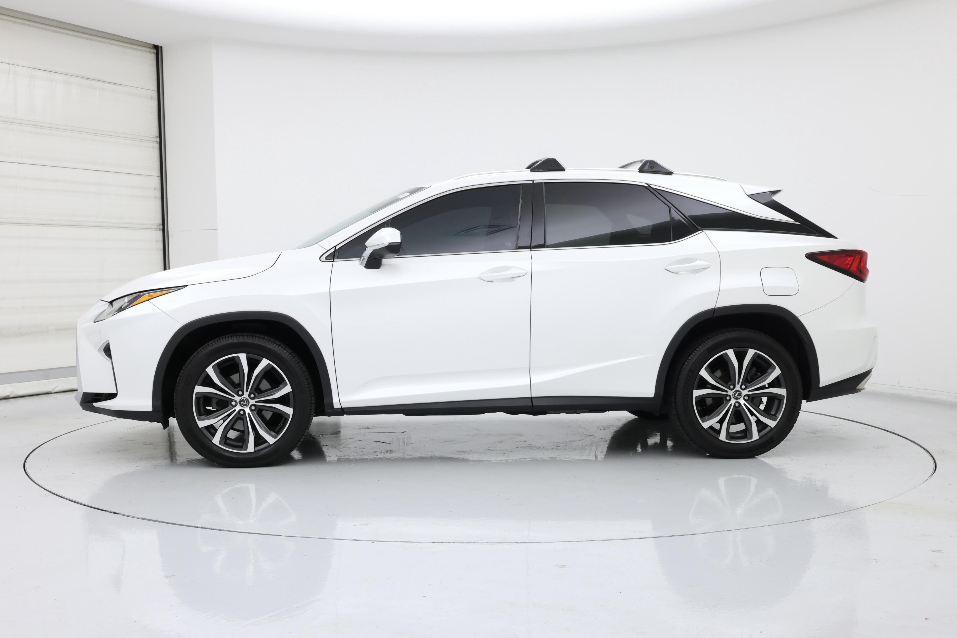 Thumbnail: 2019 Lexus RX - 3