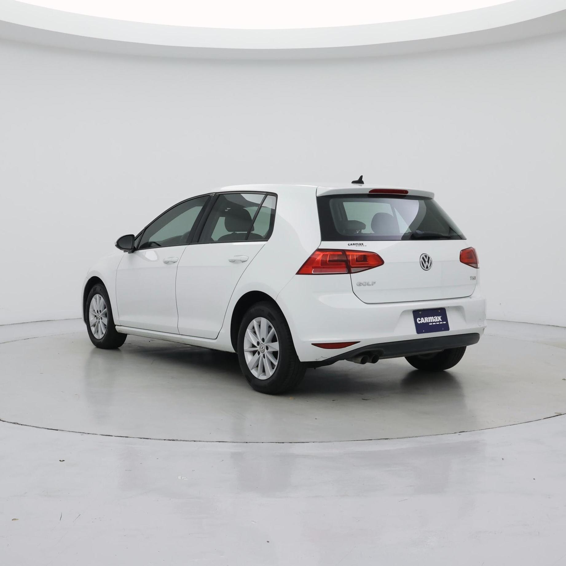 Thumbnail: 2017 Volkswagen Golf - 2