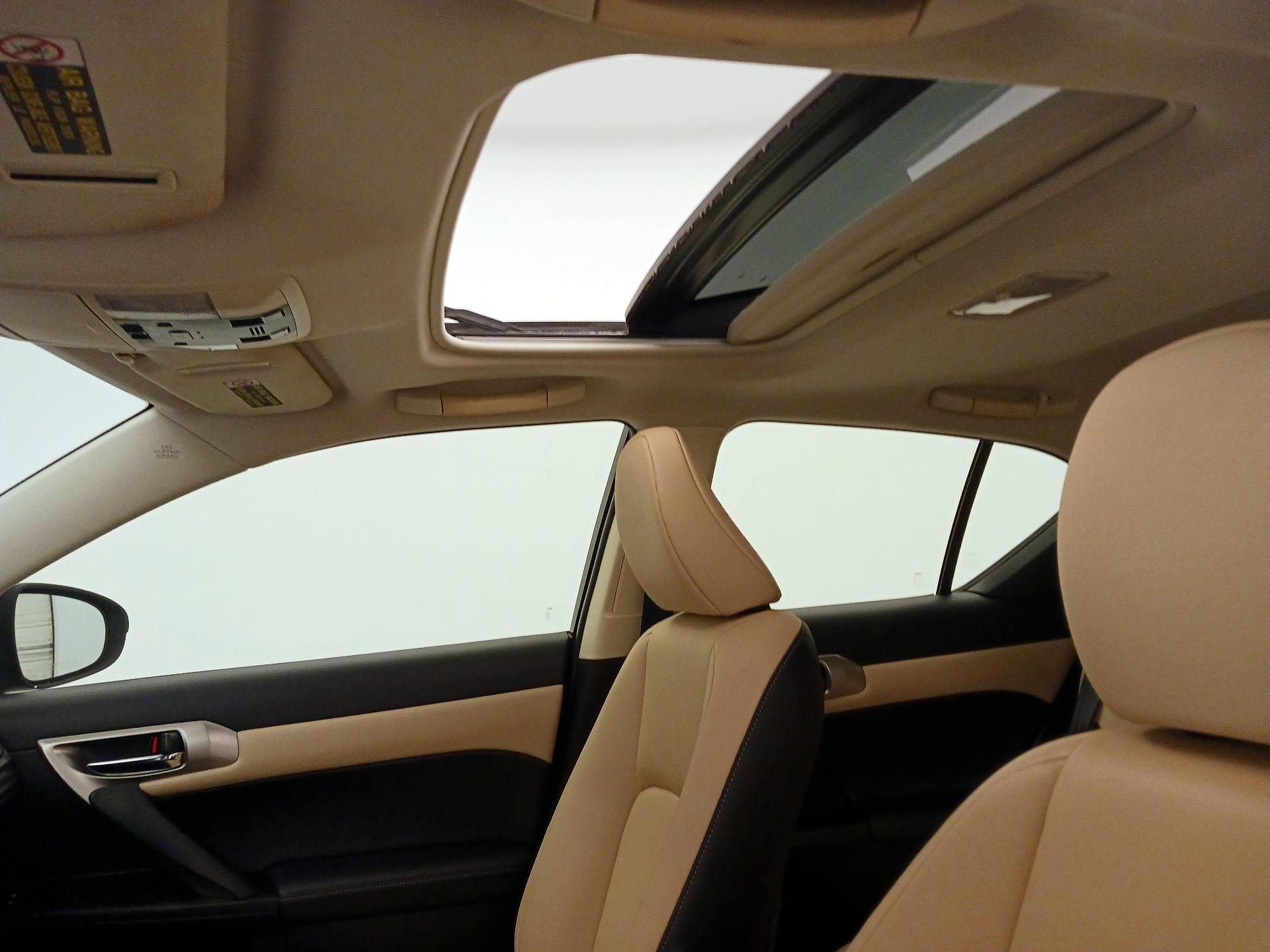 Thumbnail: 2015 Lexus CT - 20